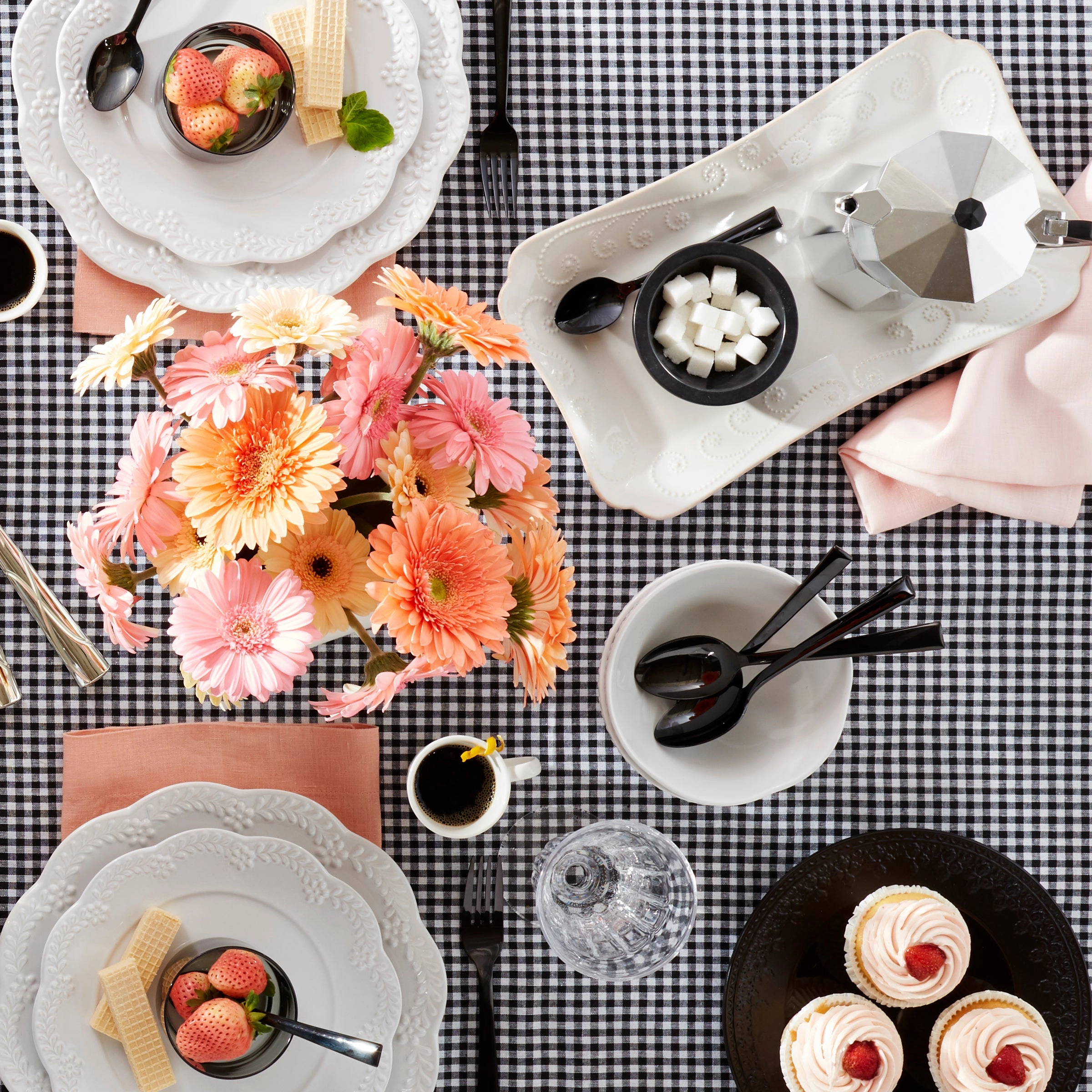 Chelse Muse Floral White 12-Piece Dinnerware Set