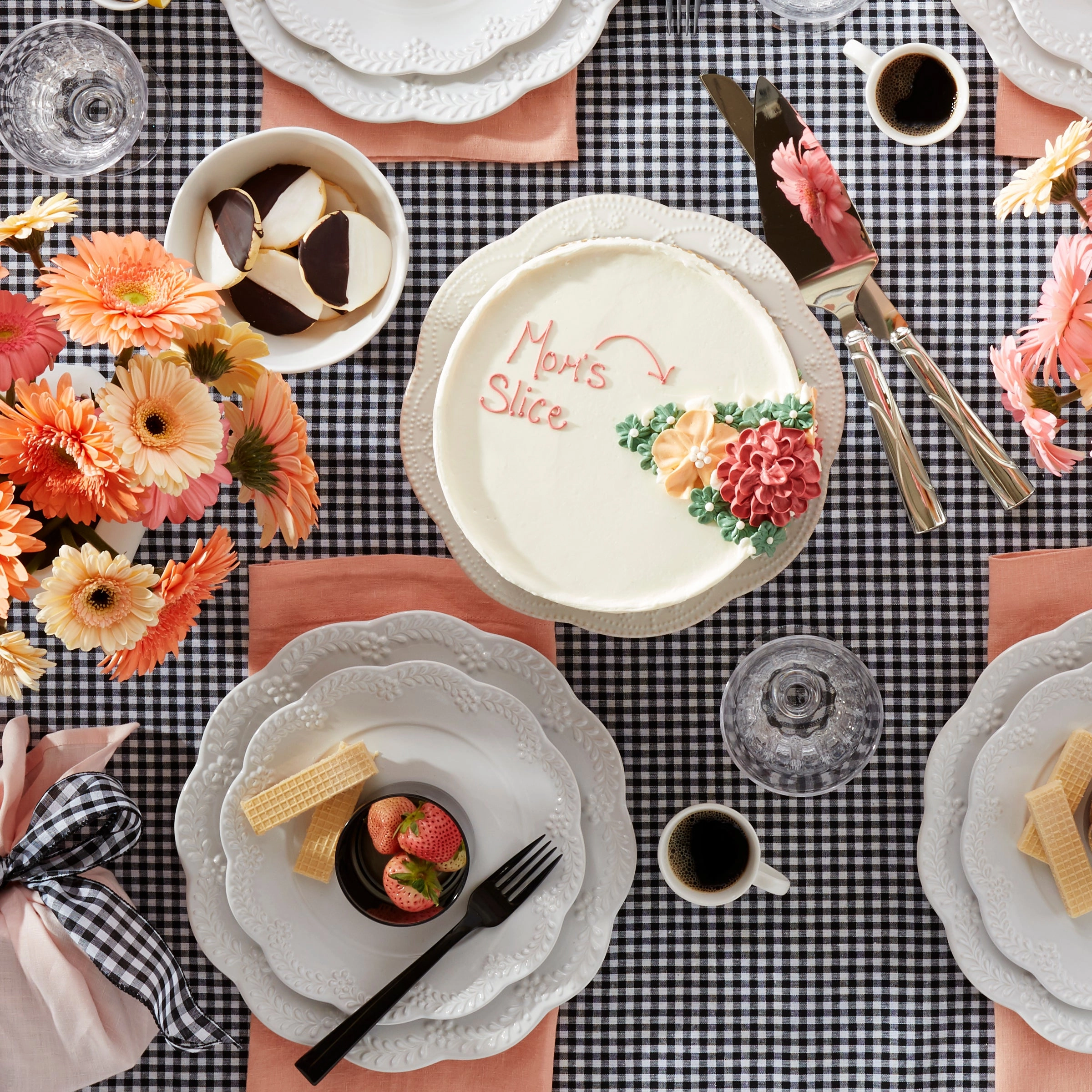 Chelse Muse Floral White 12-Piece Dinnerware Set