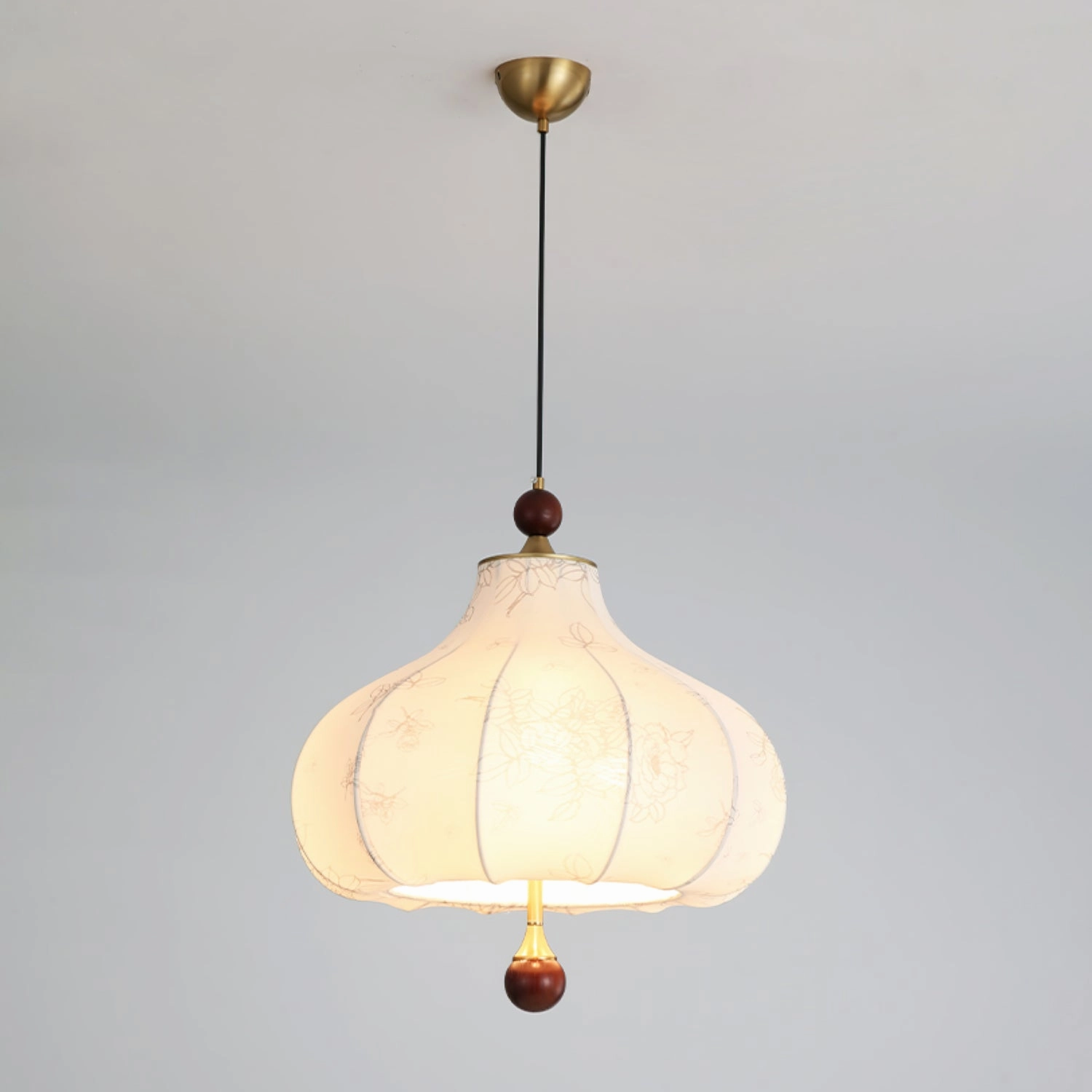 Chestnut Bloom Pendant Lamp