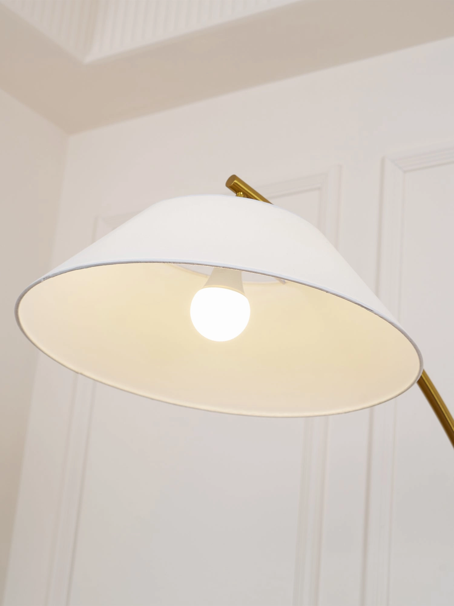 Circo Floor Lamp