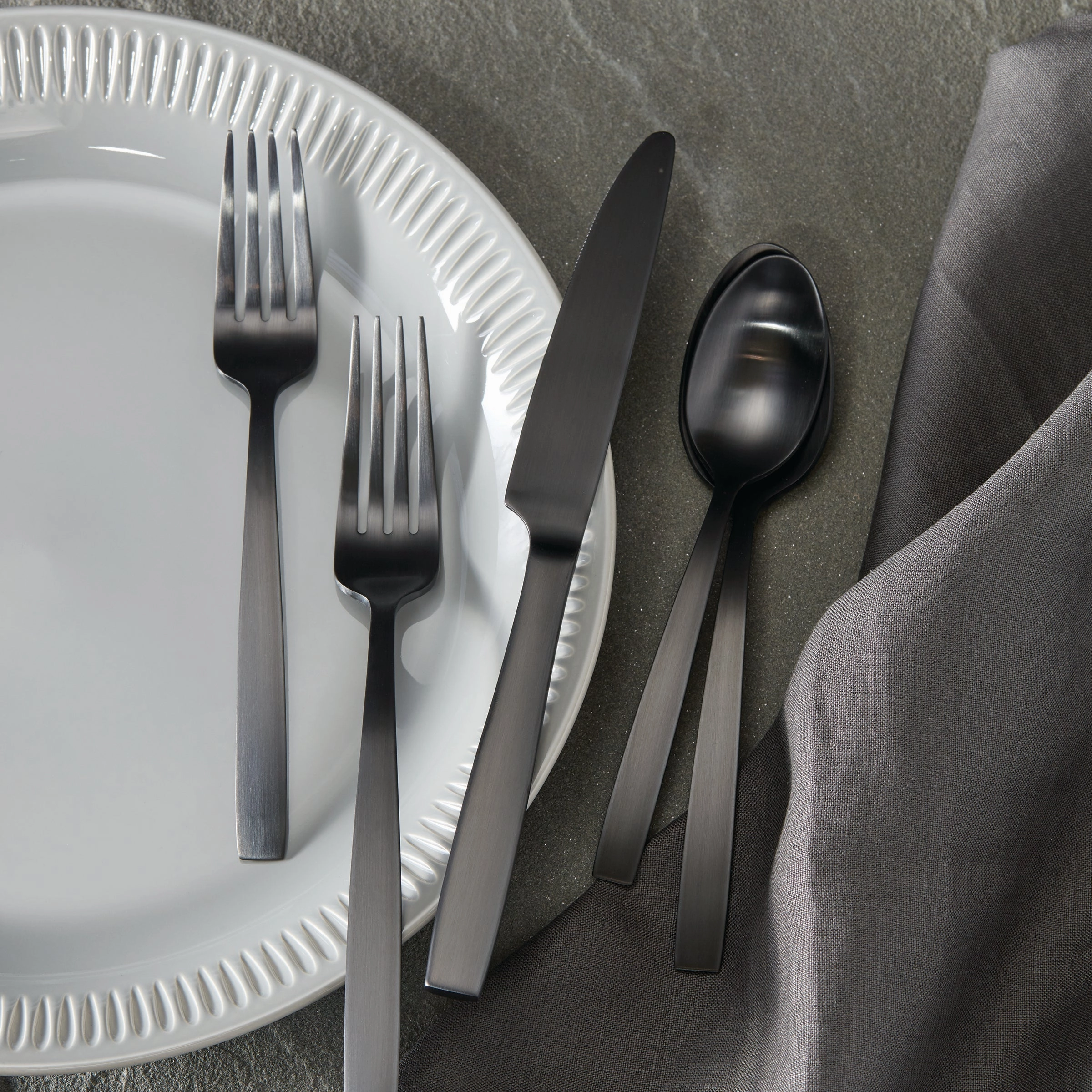 Clearview Black Satin 20 Piece Flatware Set
