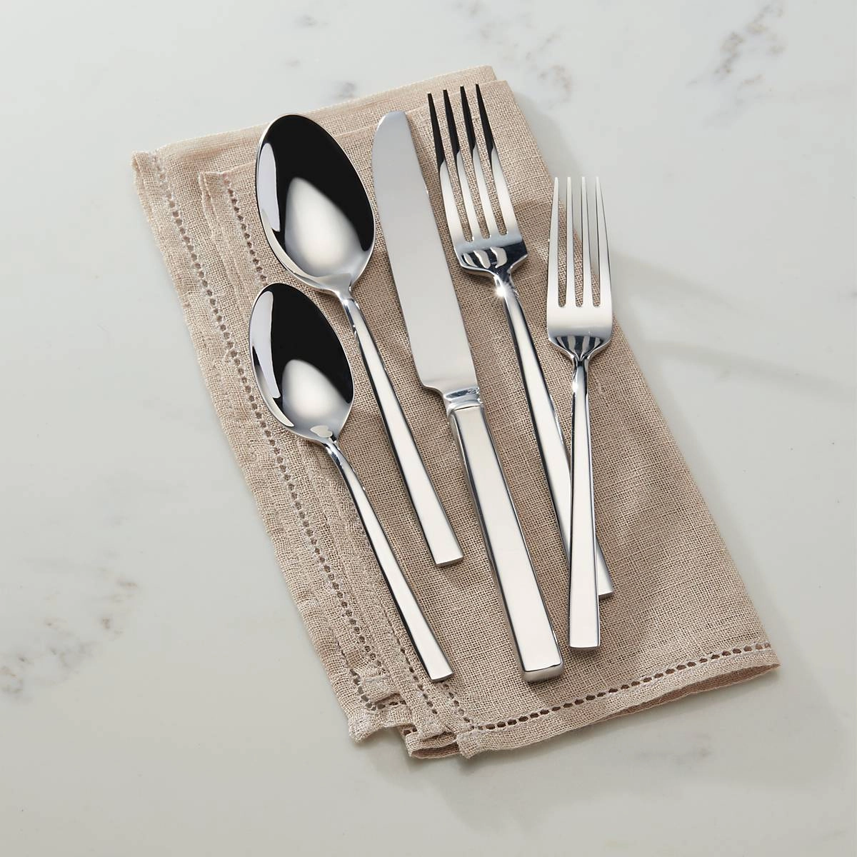 Cole 65 Piece Flatware Set