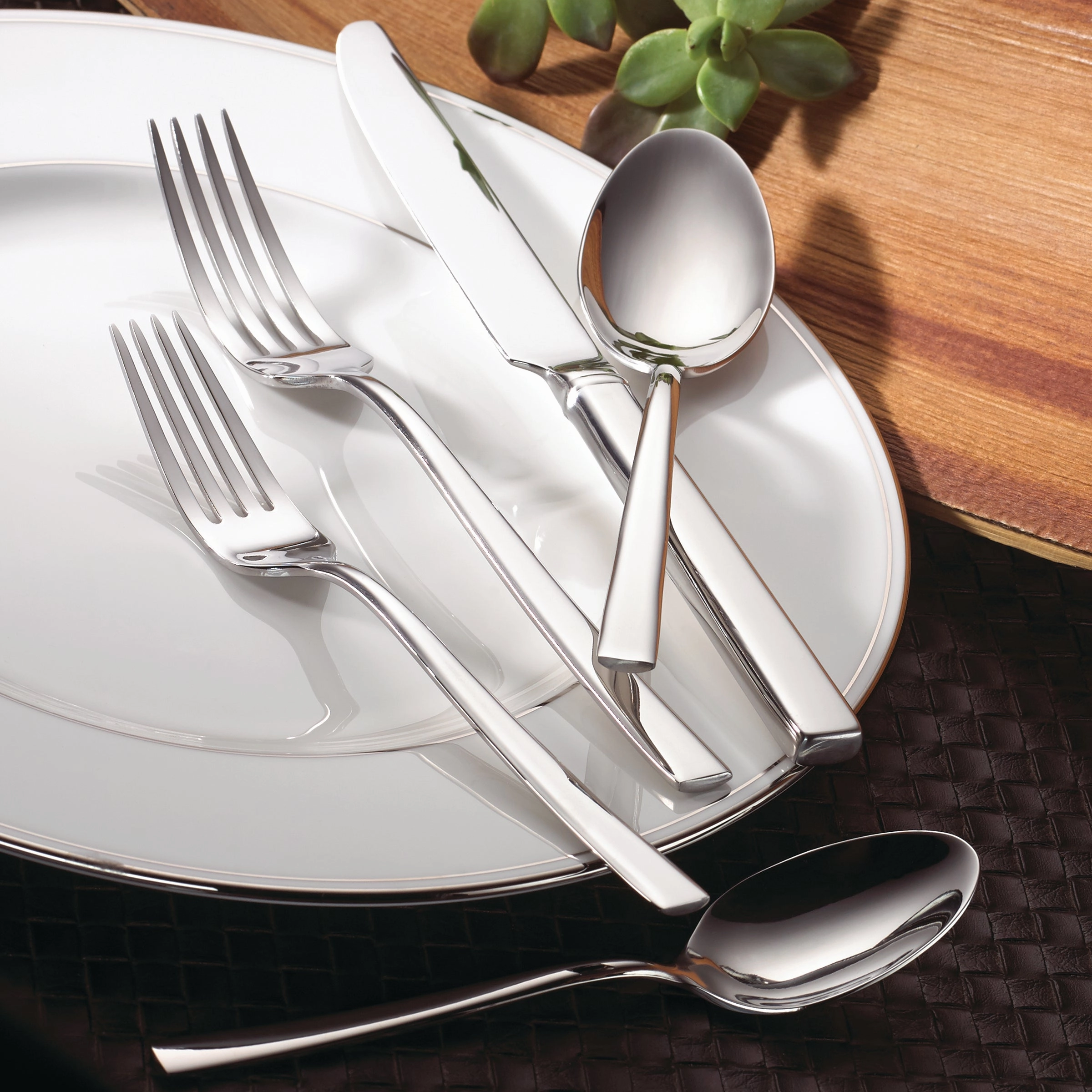 Cole 65 Piece Flatware Set