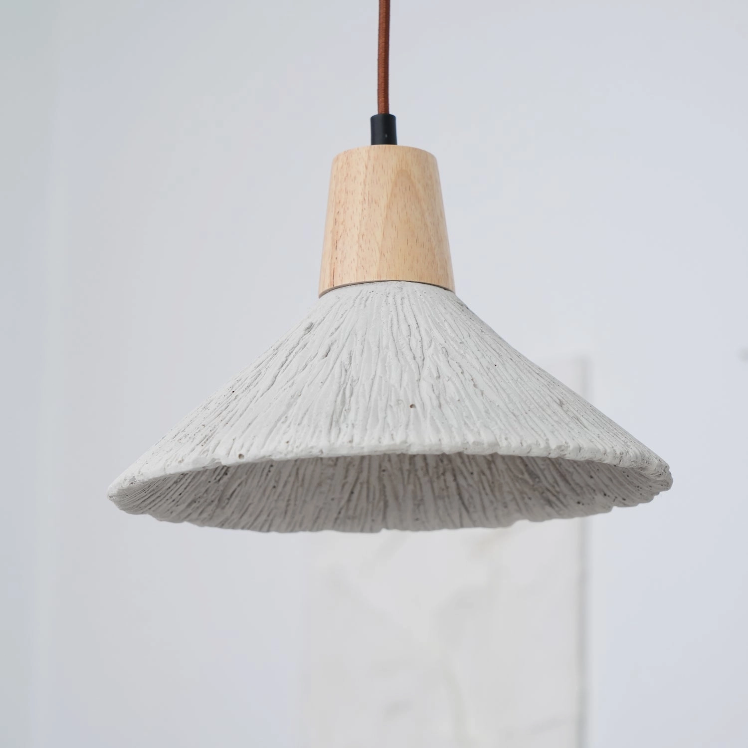 Concrete Pleated Pendant Lamp