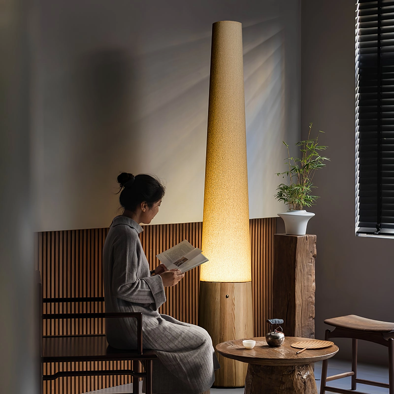 Cone Wooden Floor Lamp