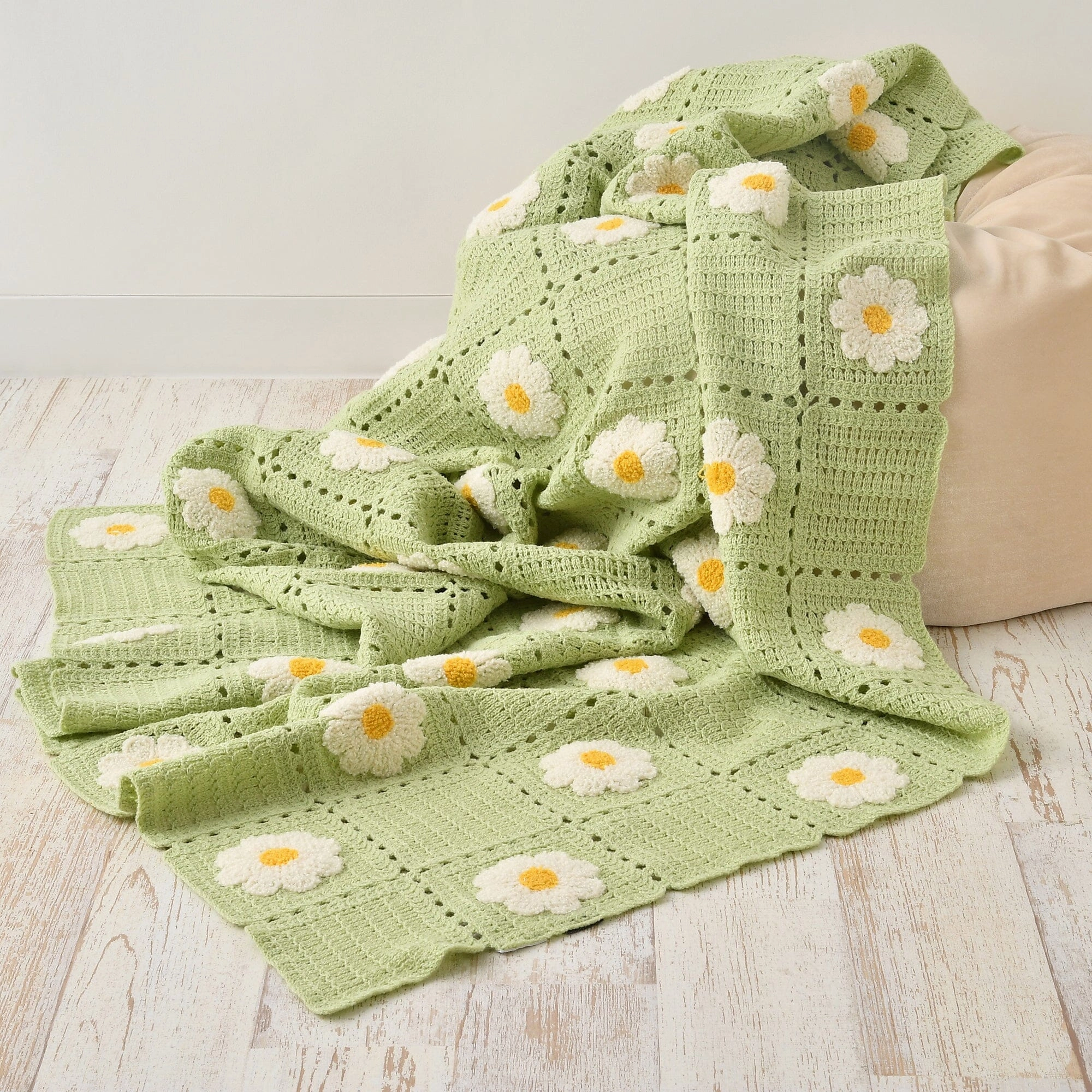 Crochet Flower Throw (Knee Blanket) 1300 x 1000 Light Green