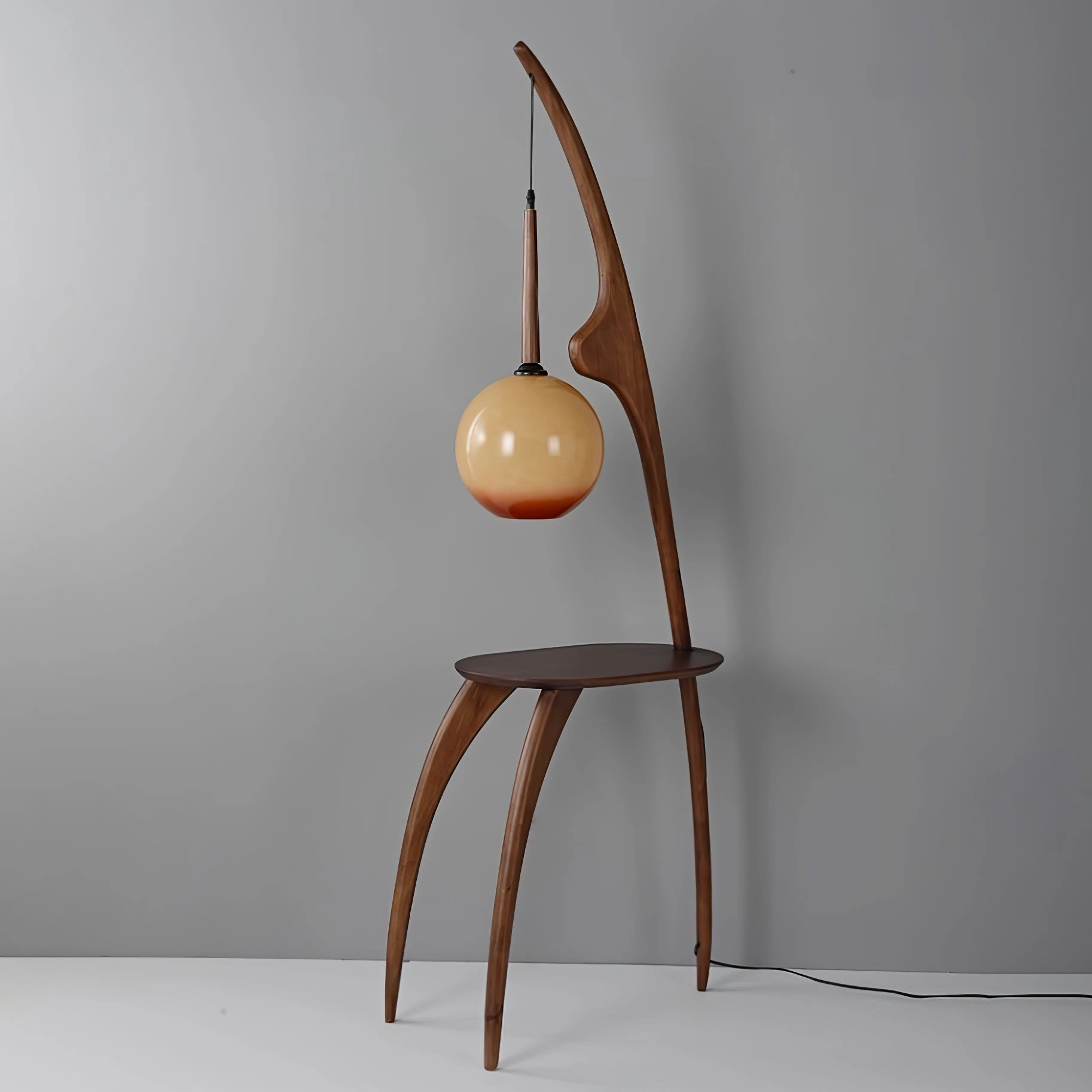 Curved Mantis Arm Floor Lamp