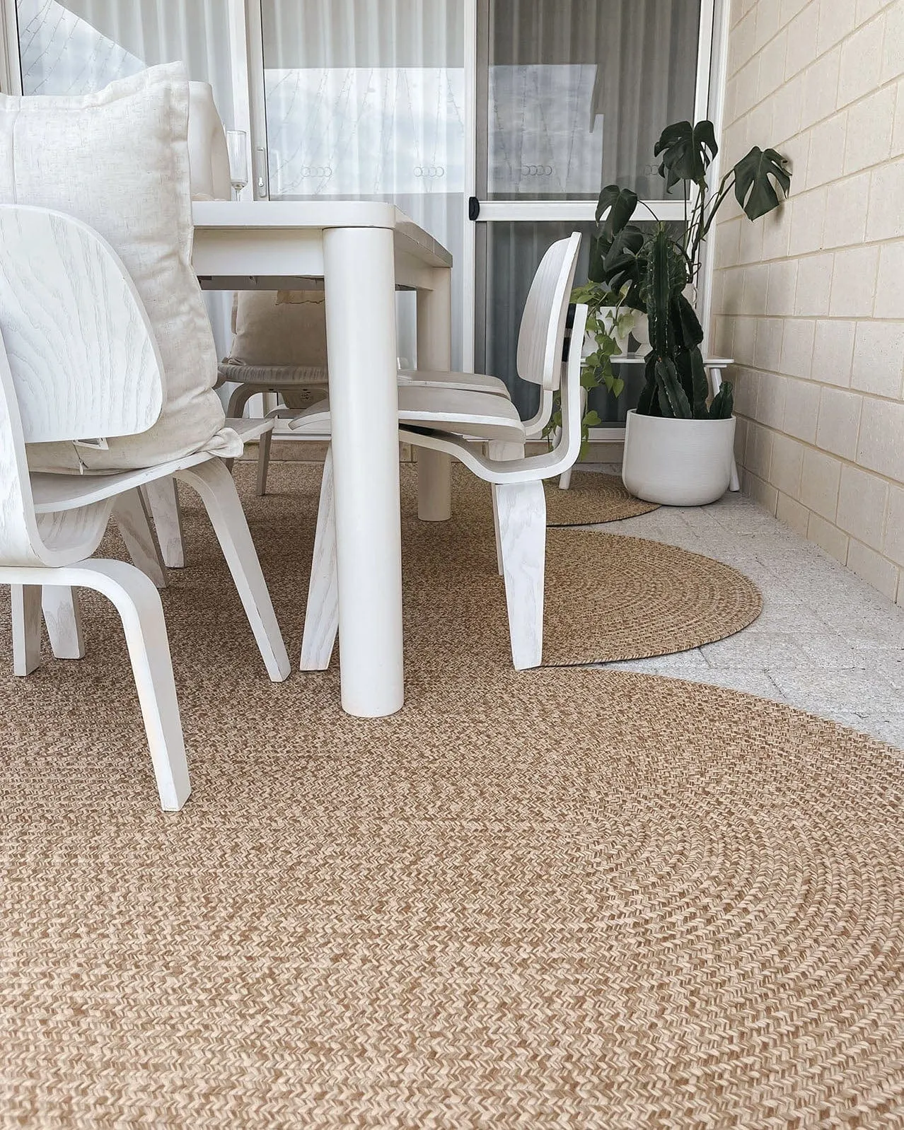Cynthia Beige Modern Braided Indoor Outdoor Rug *NO RETURNS UNLESS FAULTY