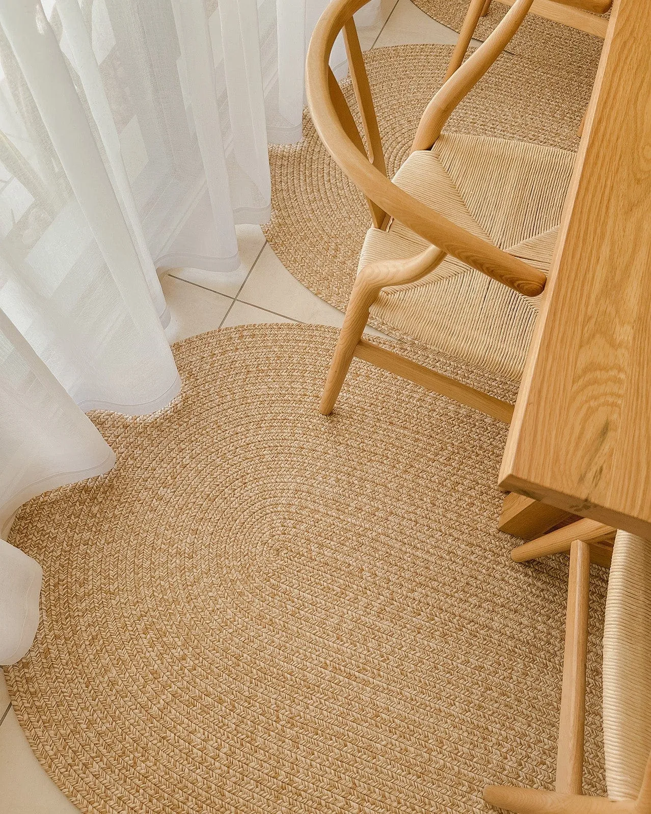 Cynthia Beige Modern Braided Indoor Outdoor Rug *NO RETURNS UNLESS FAULTY