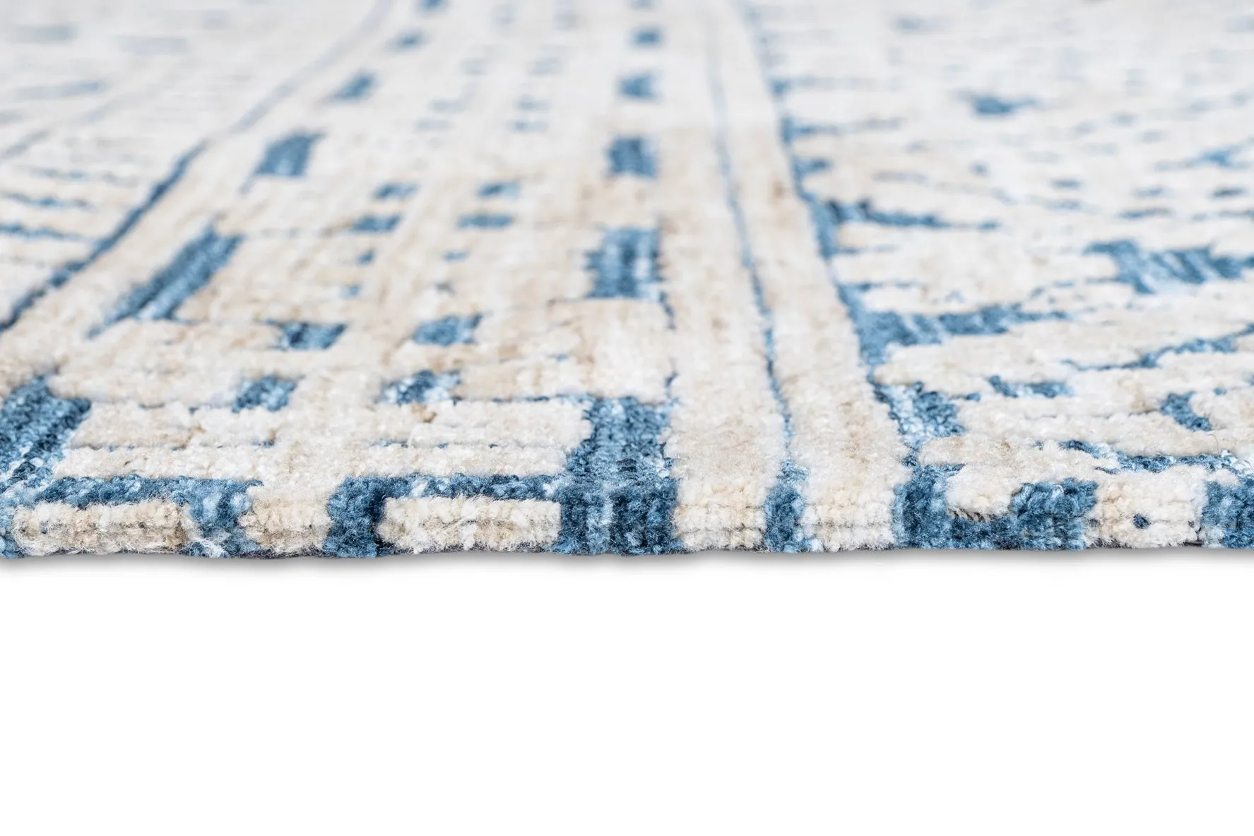Daphne Blue Tribal Textured Rug *NO RETURNS UNLESS FAULTY