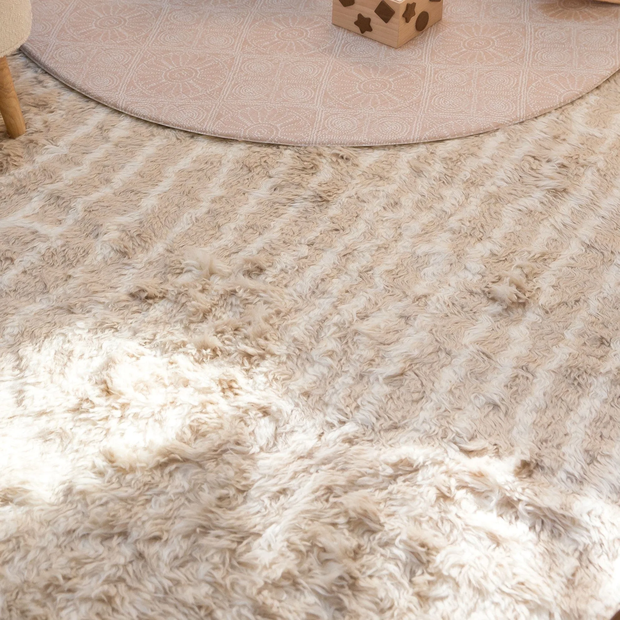 Daria Beige and Cream Abstract Tribal Wool Rug *NO RETURNS UNLESS FAULTY
