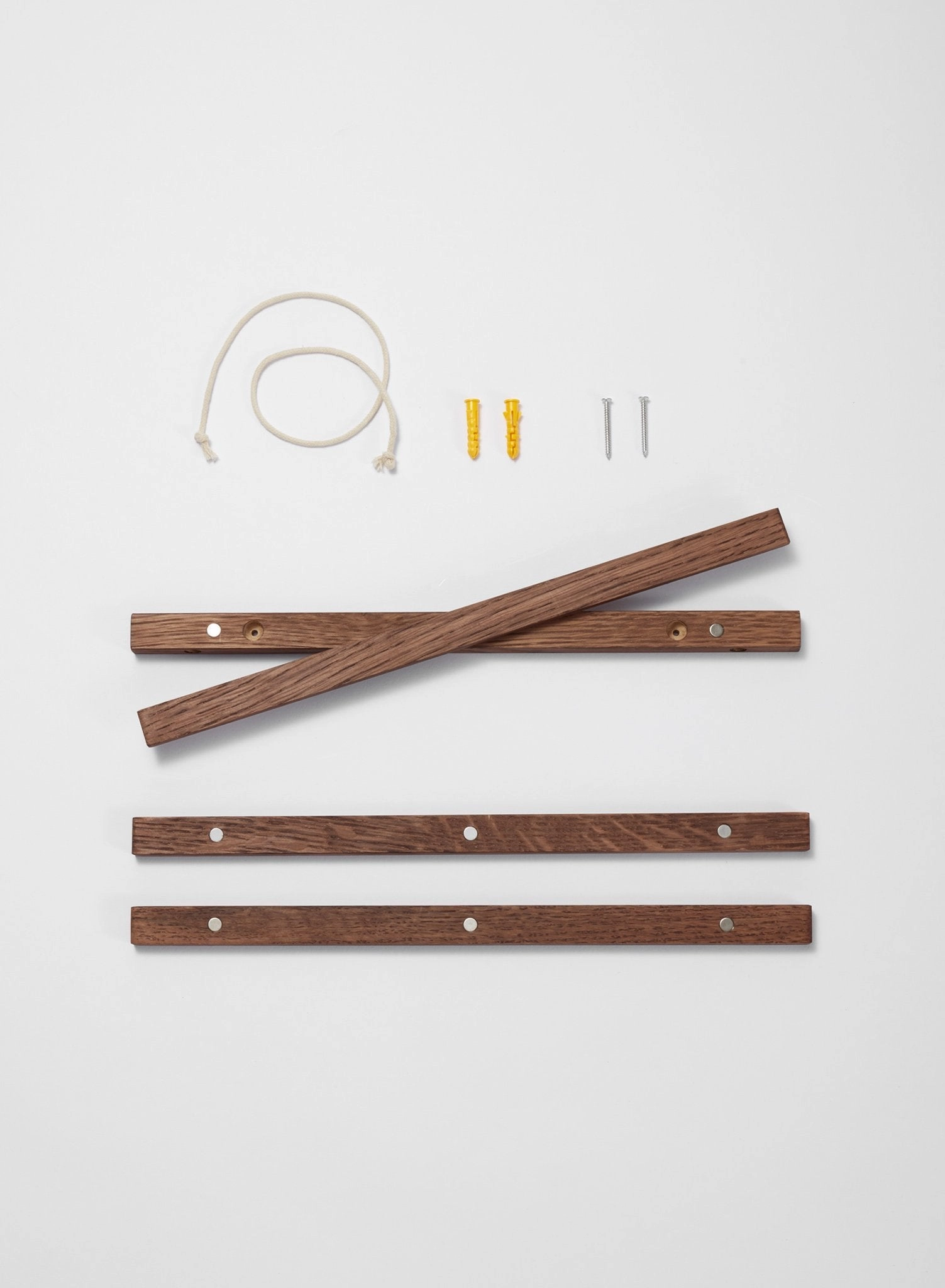 Dark Oak Poster Hanger, 16 in | 41 cm