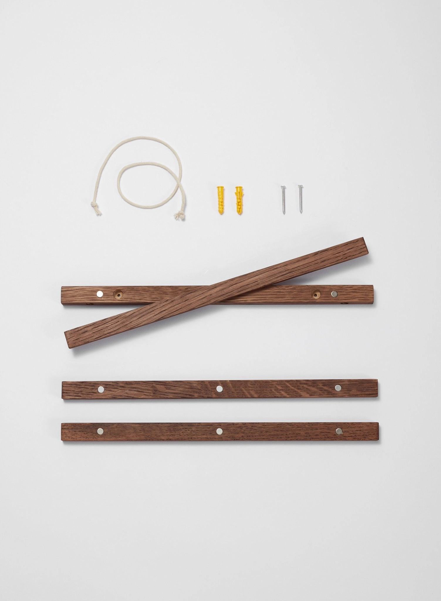 Dark Oak Poster Hanger, 24 in | 61 cm