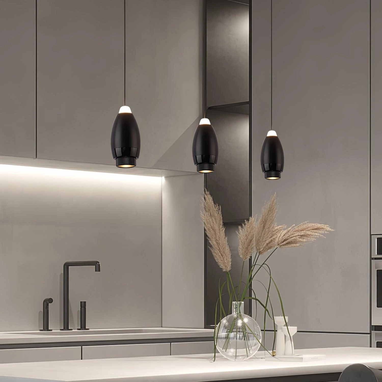 Dawn Pendant Light