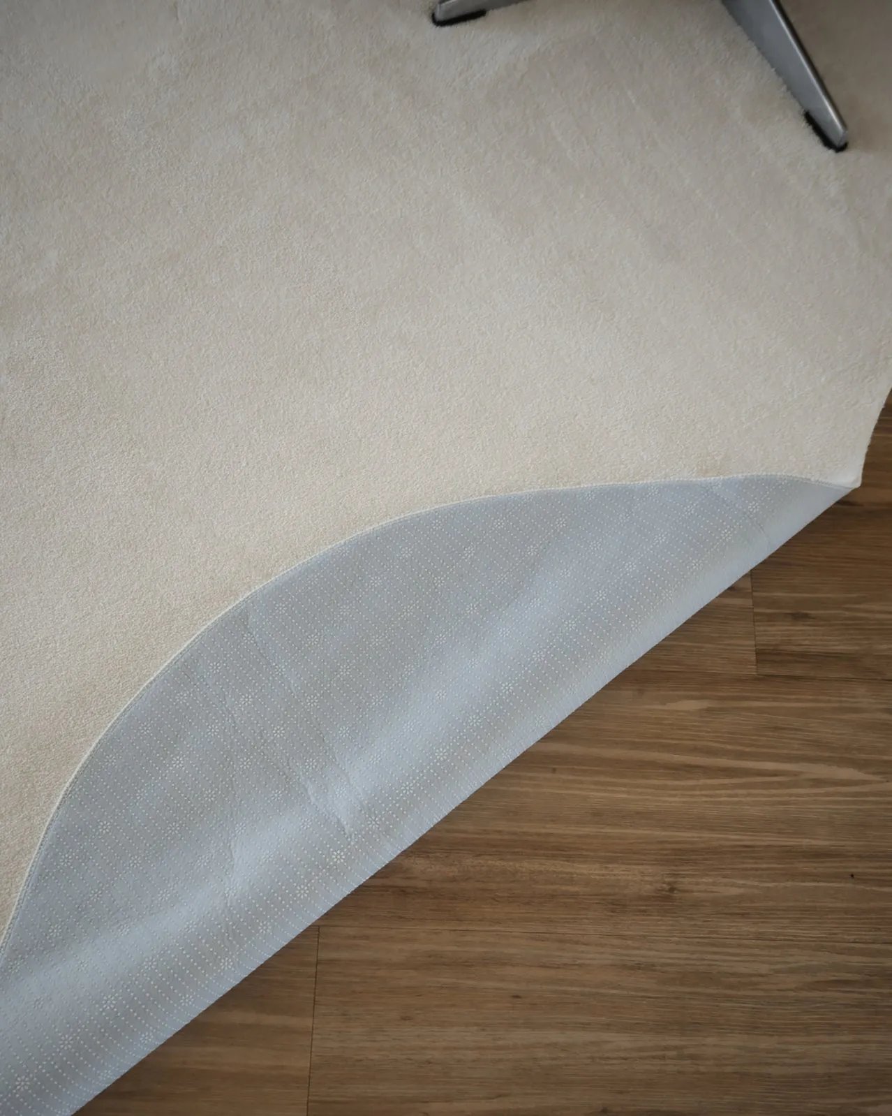 Demelza Neutral Cream Irregular Shape Washable Rug