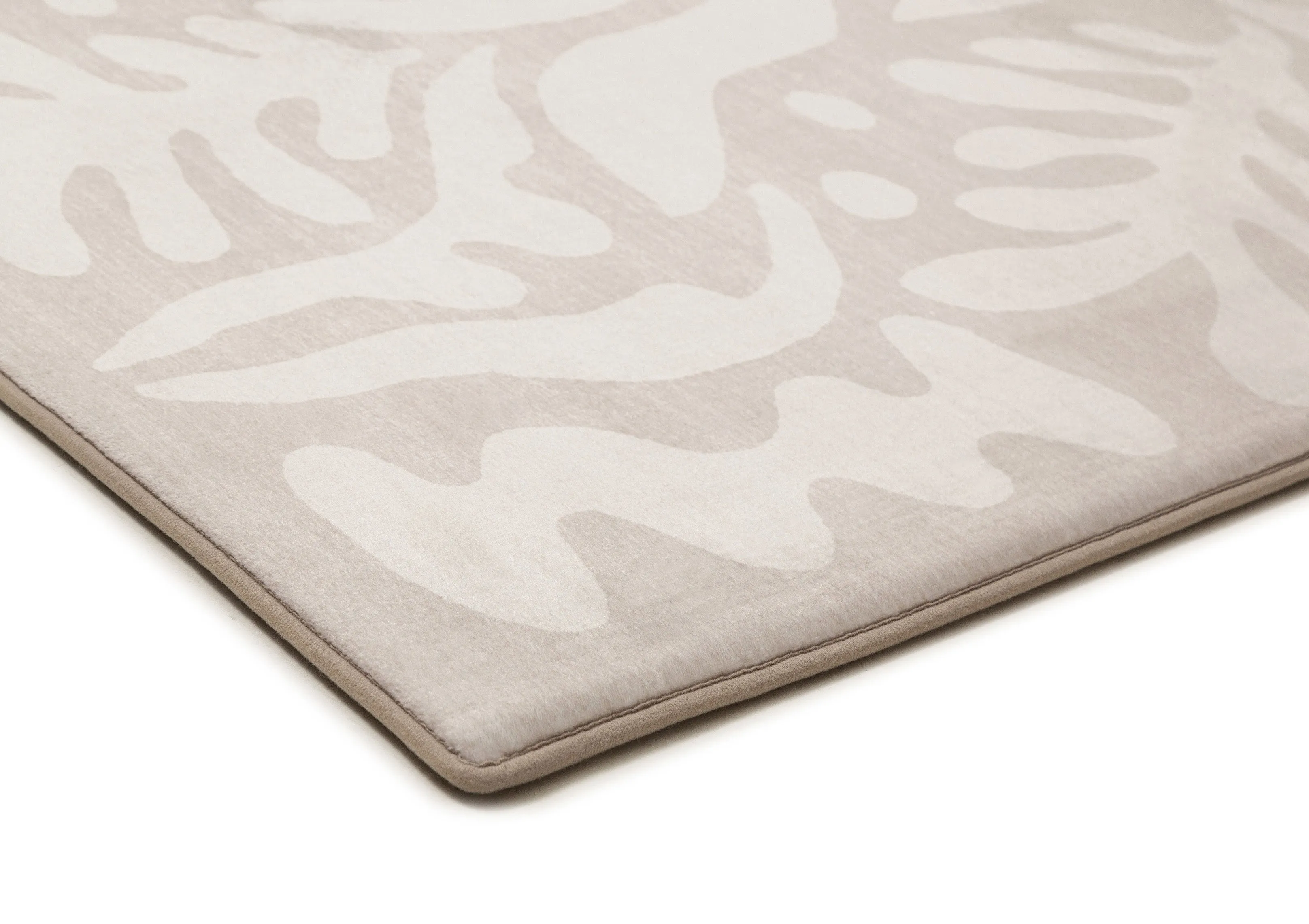 Didi Grey Cream Leaves Rollie Pollie Playmat