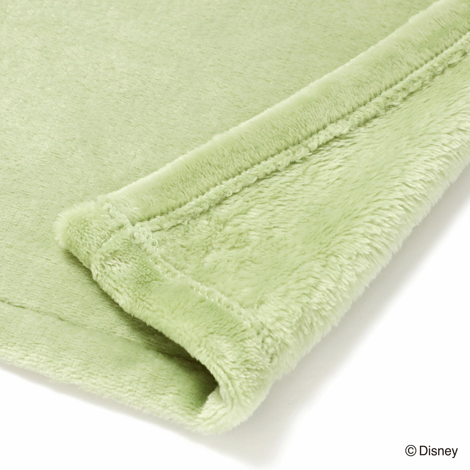 Disney Magic Of Chemistry  Peter Pan  Pair Throw 1000 X 700