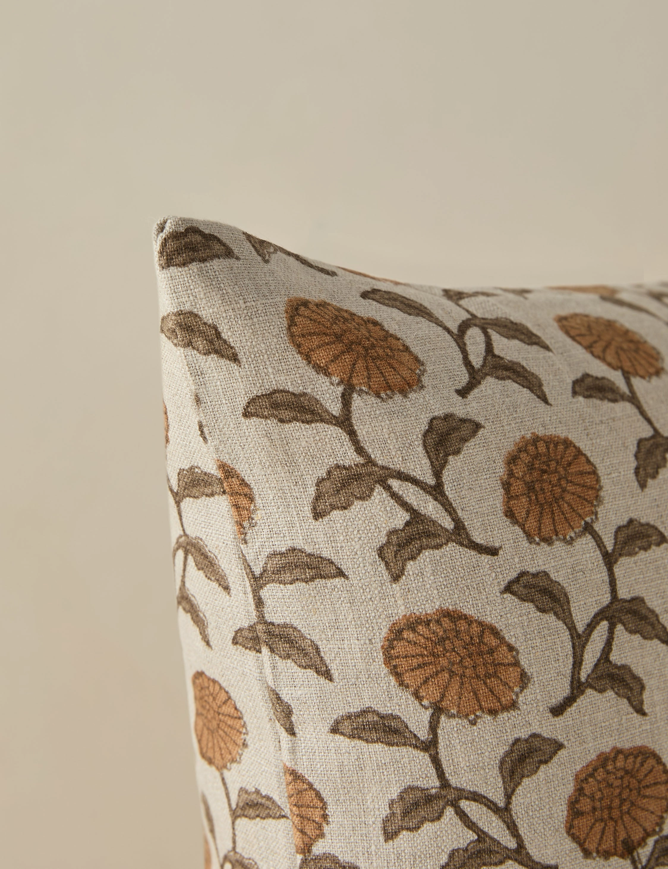 Dori Linen Pillow