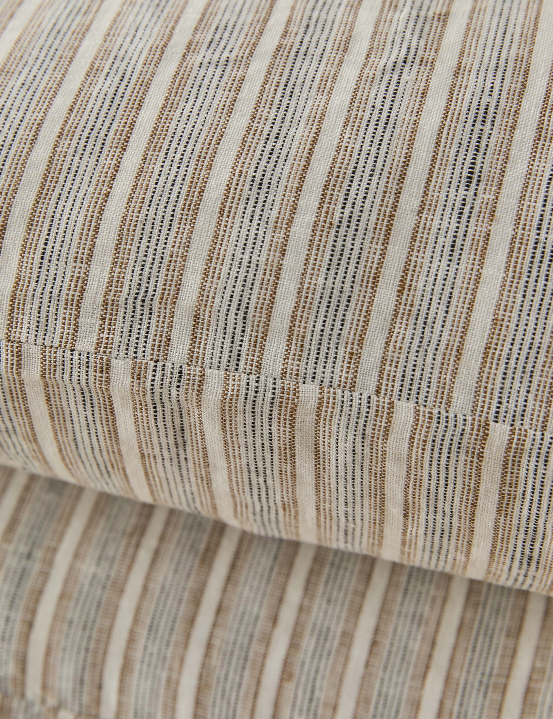 Eadlin Striped European Flax Linen? Pillowcase Set