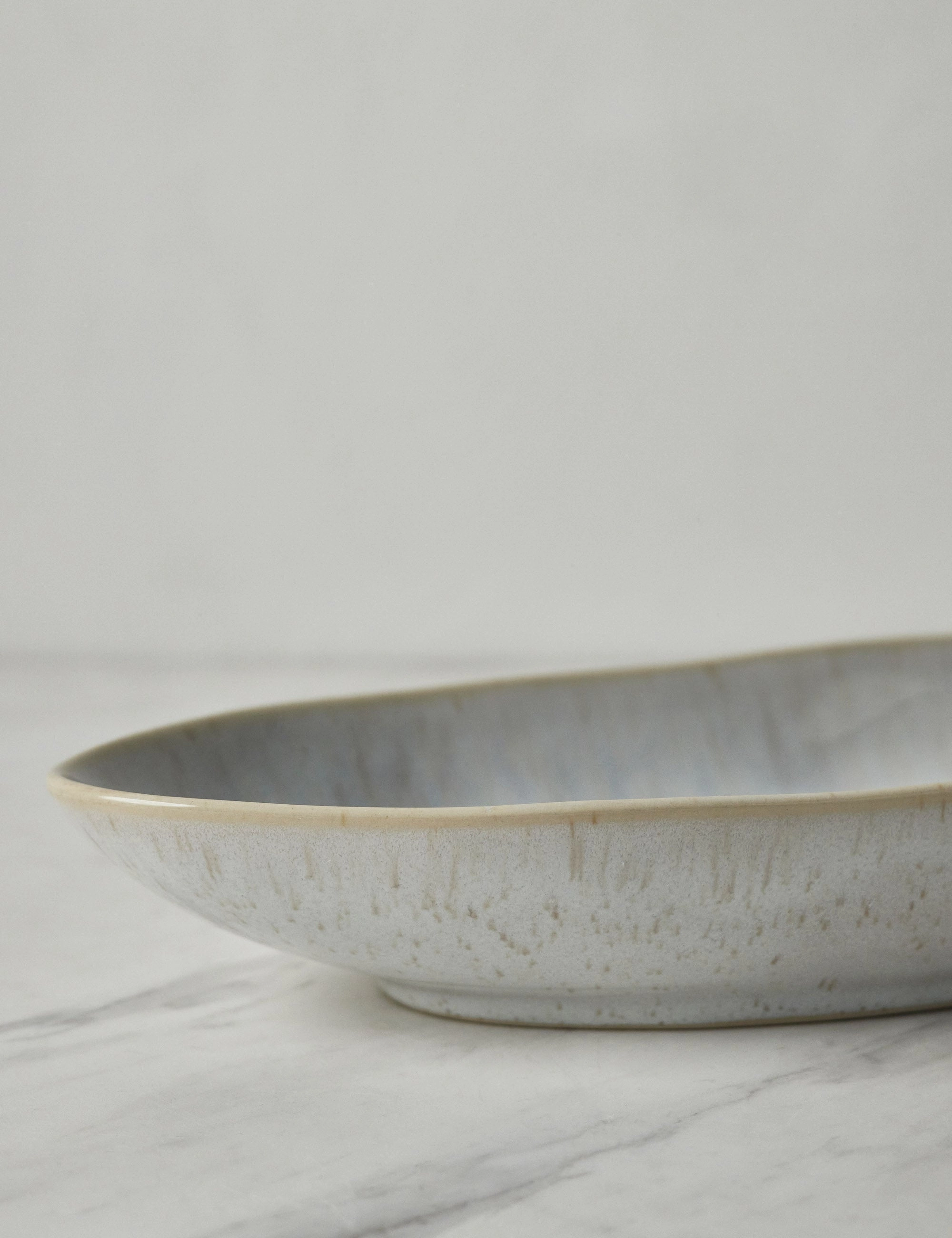Eivissa Oval Serving Platte by Casafina