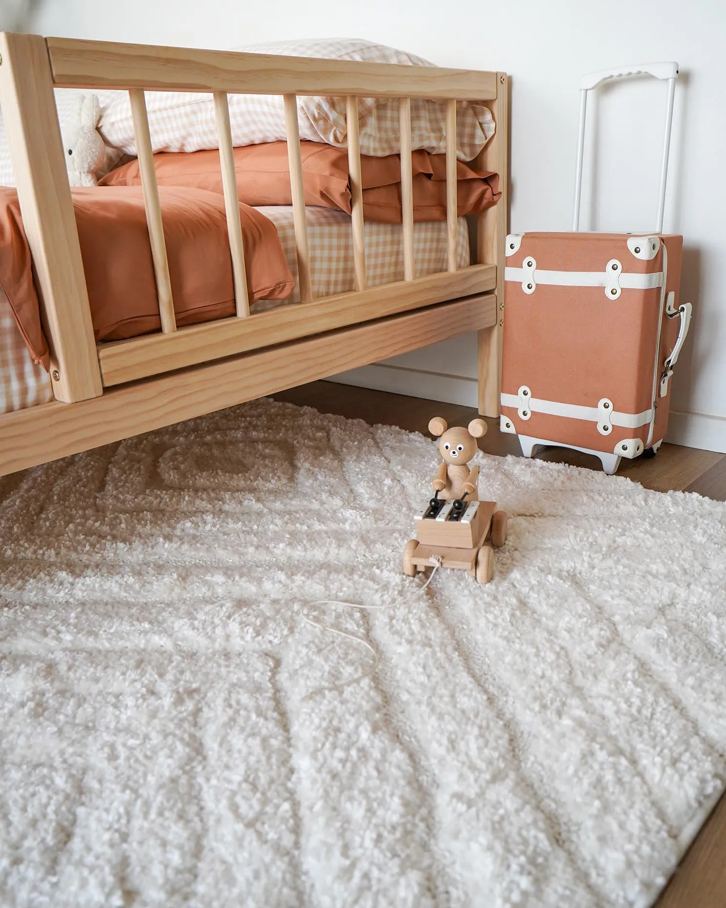 Elle Ivory Cream Diamond Tribal Textured Rug