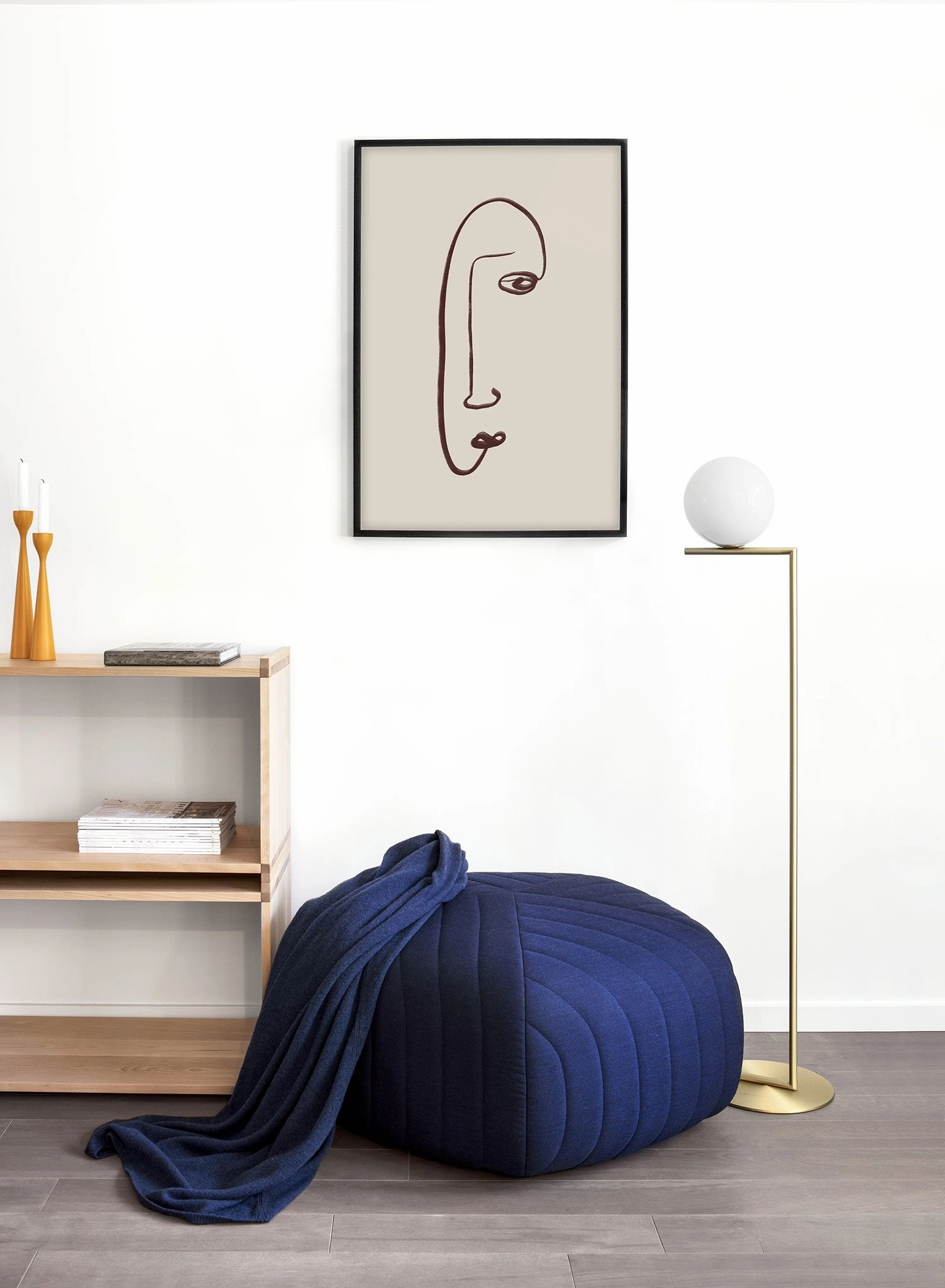 Elongated, Poster