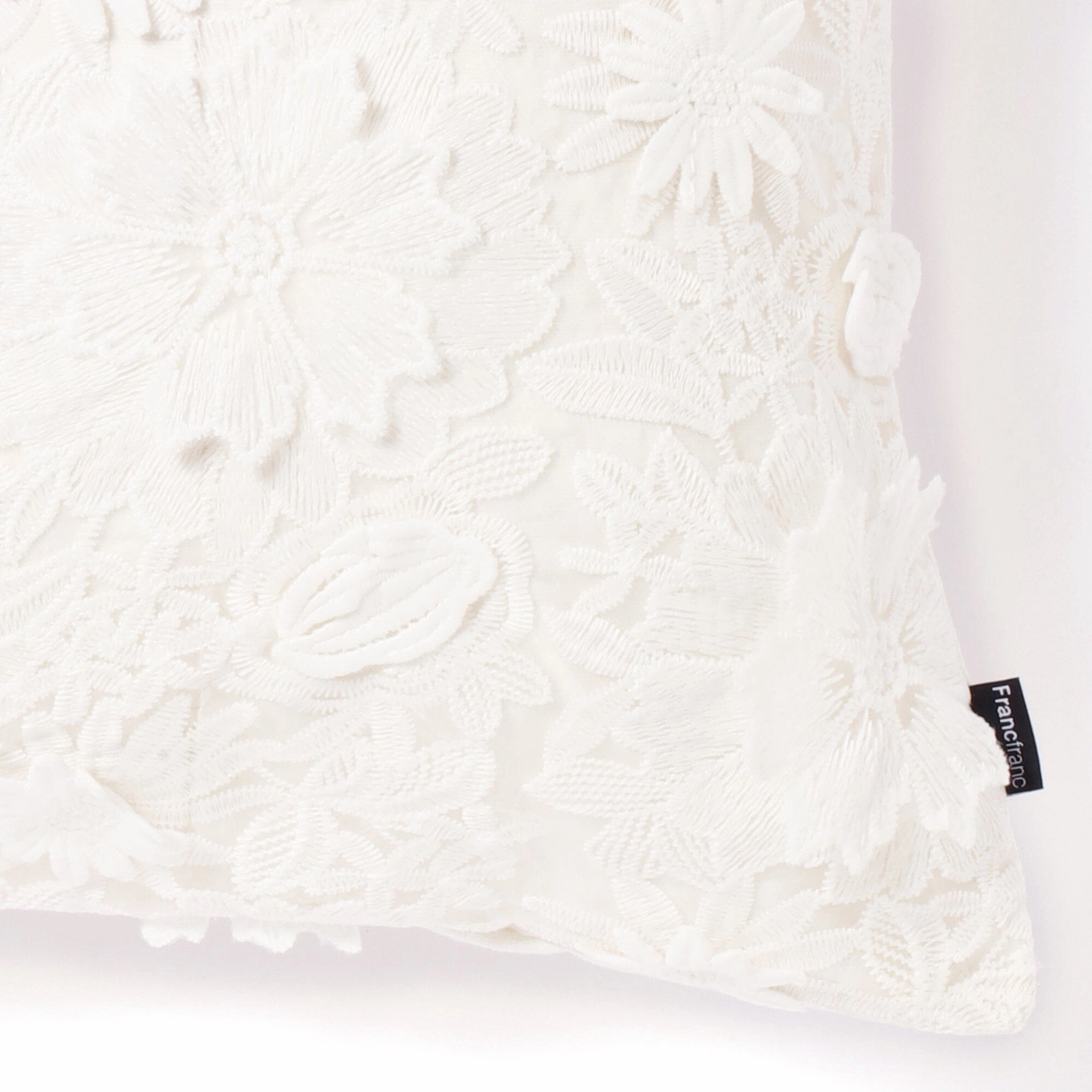 Emb Flower Cushion Cover 450 X 450 White