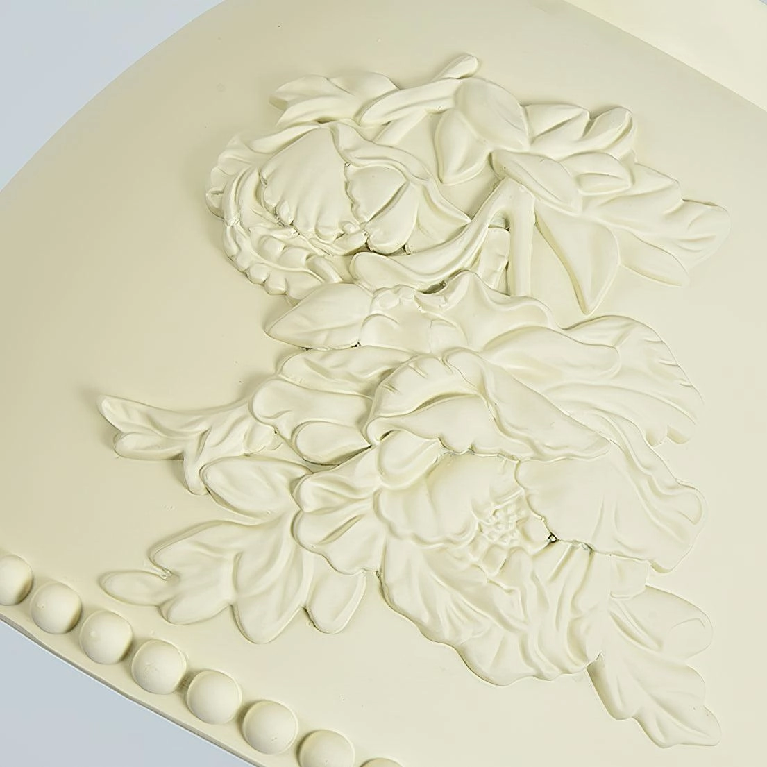 Embossed Flora Pendant Lamp
