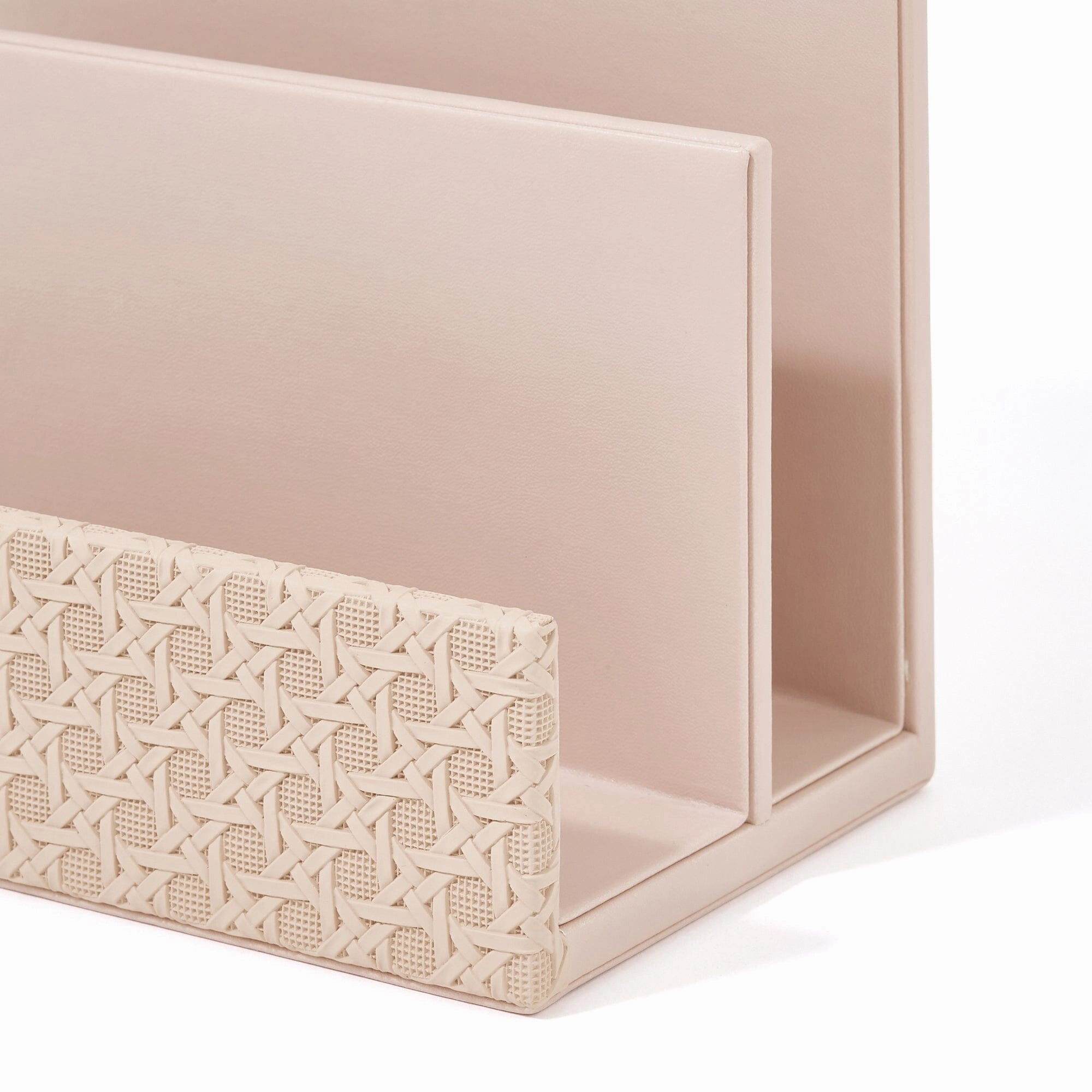 Embossed Multi Stand Pink