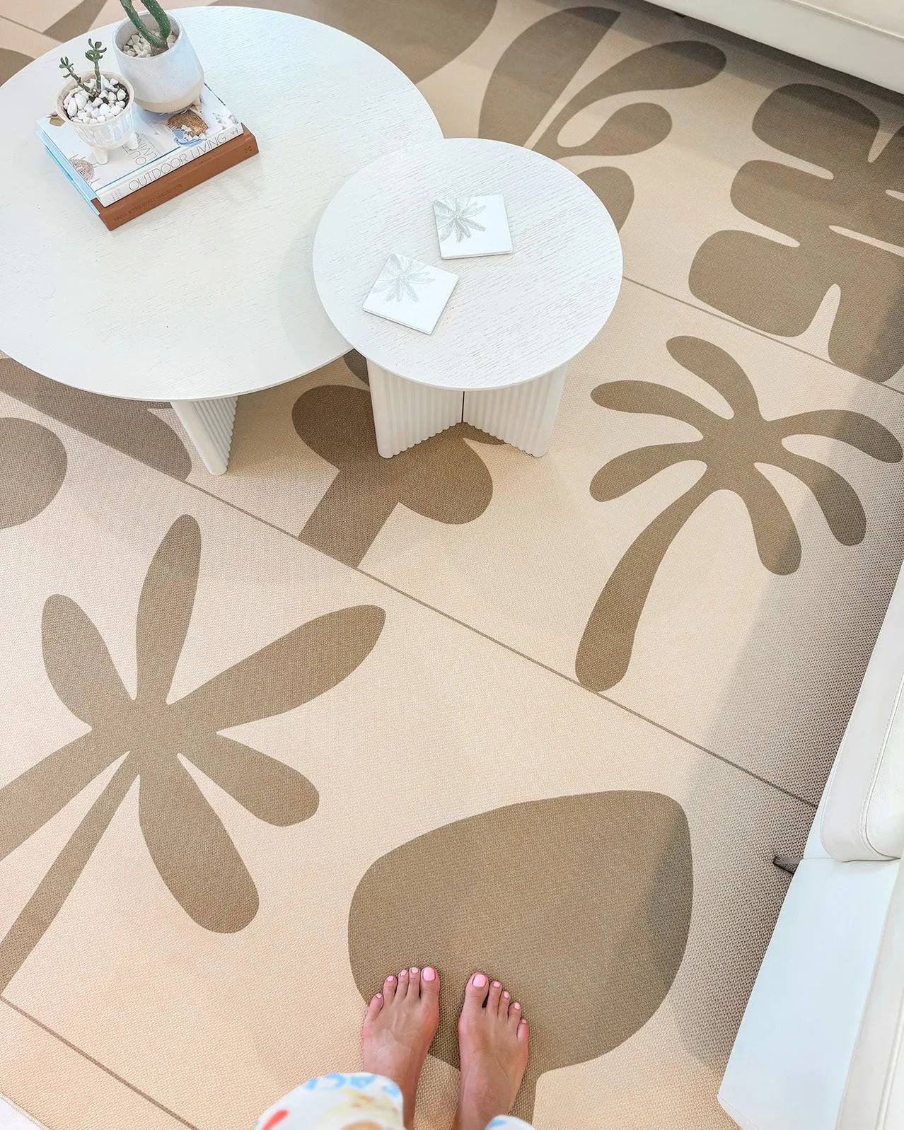Esnir Beige Graphic Indoor Outdoor Washable Rug *NO RETURNS UNLESS FAULTY