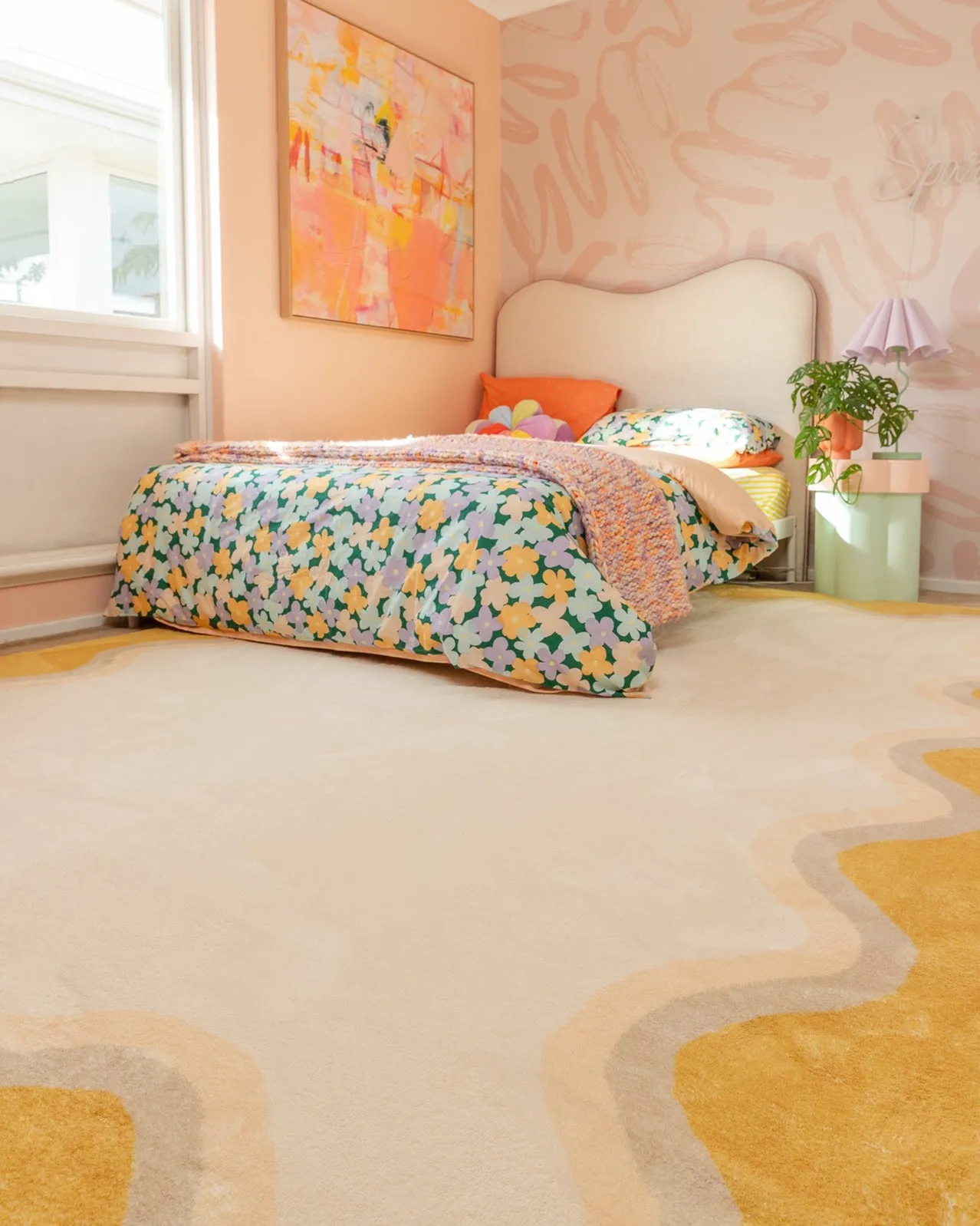 Esti Cream and Yellow Wiggle Bordered Washable Rug
