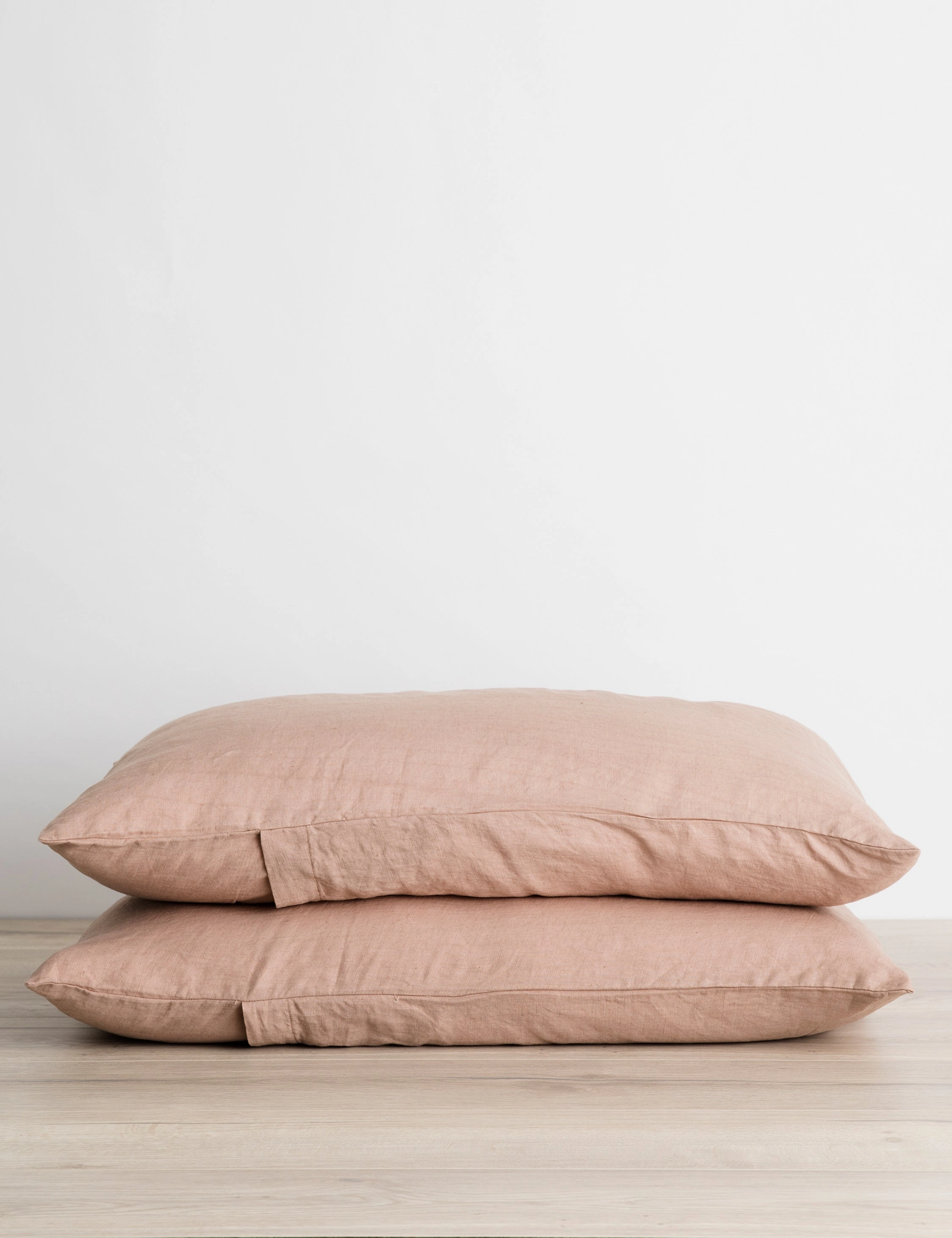 European Flax Linen Pillowcases (Set of 2) by Cultiver
