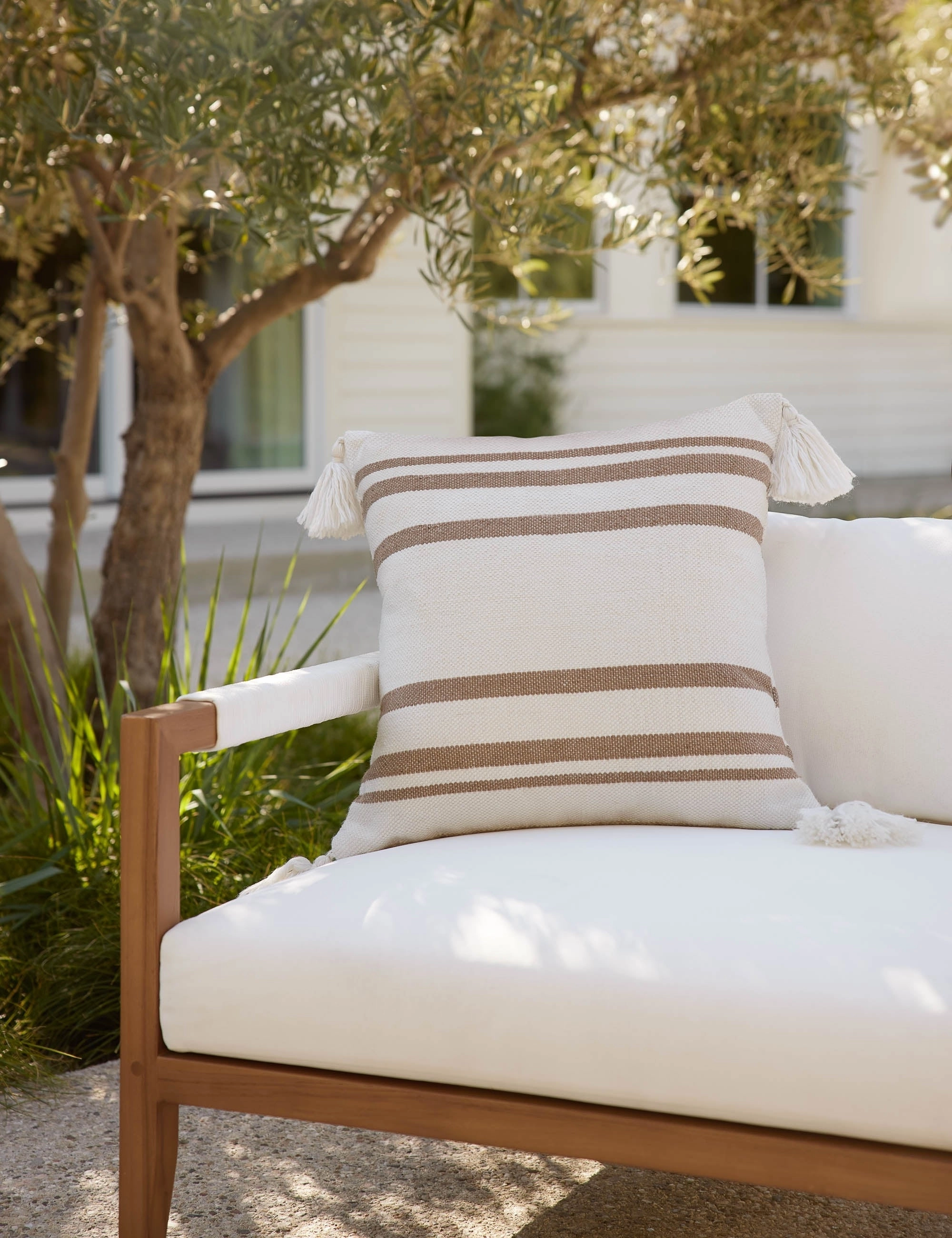 Fez Indoor / Outdoor Pillow