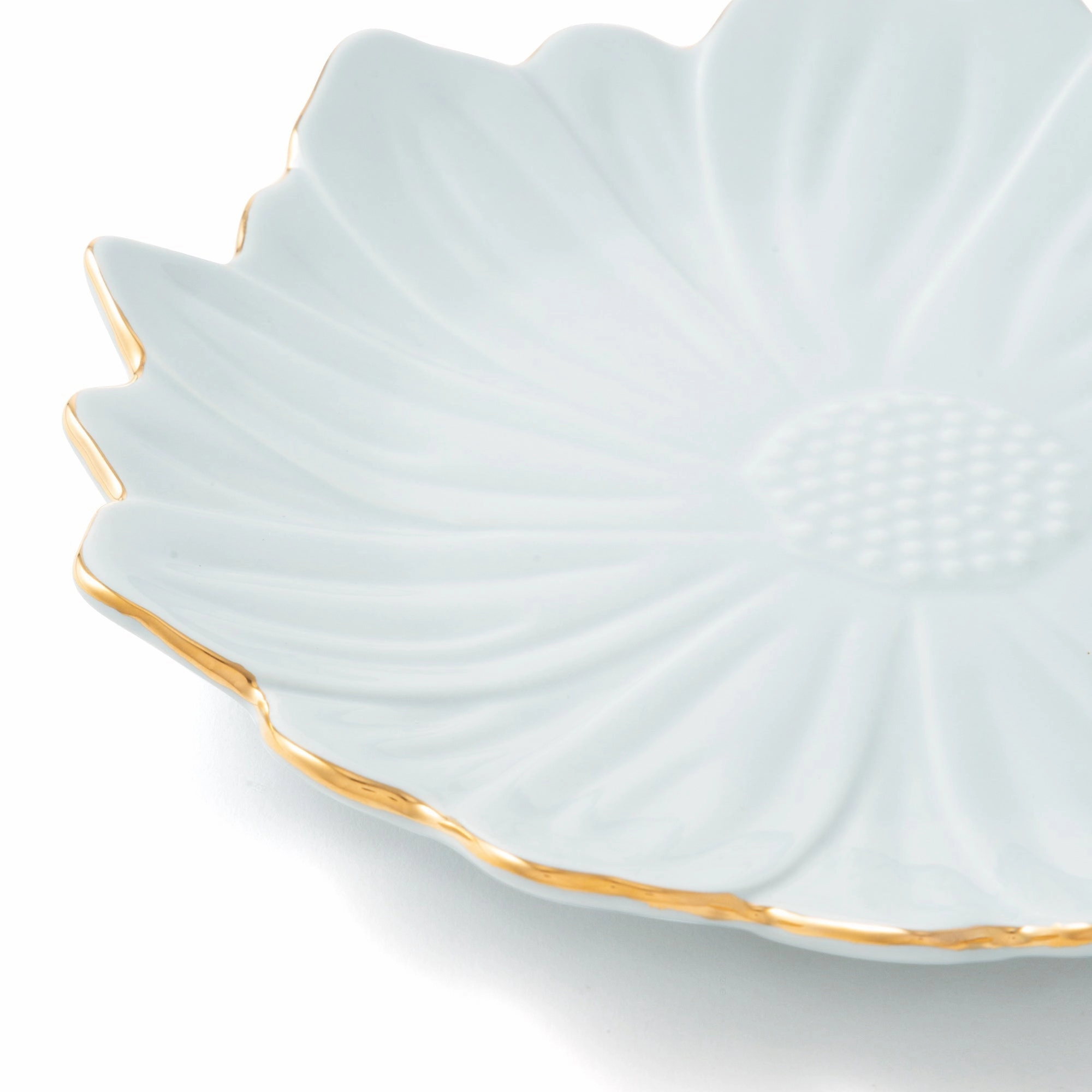 Flower Motif Plate Medium Blue