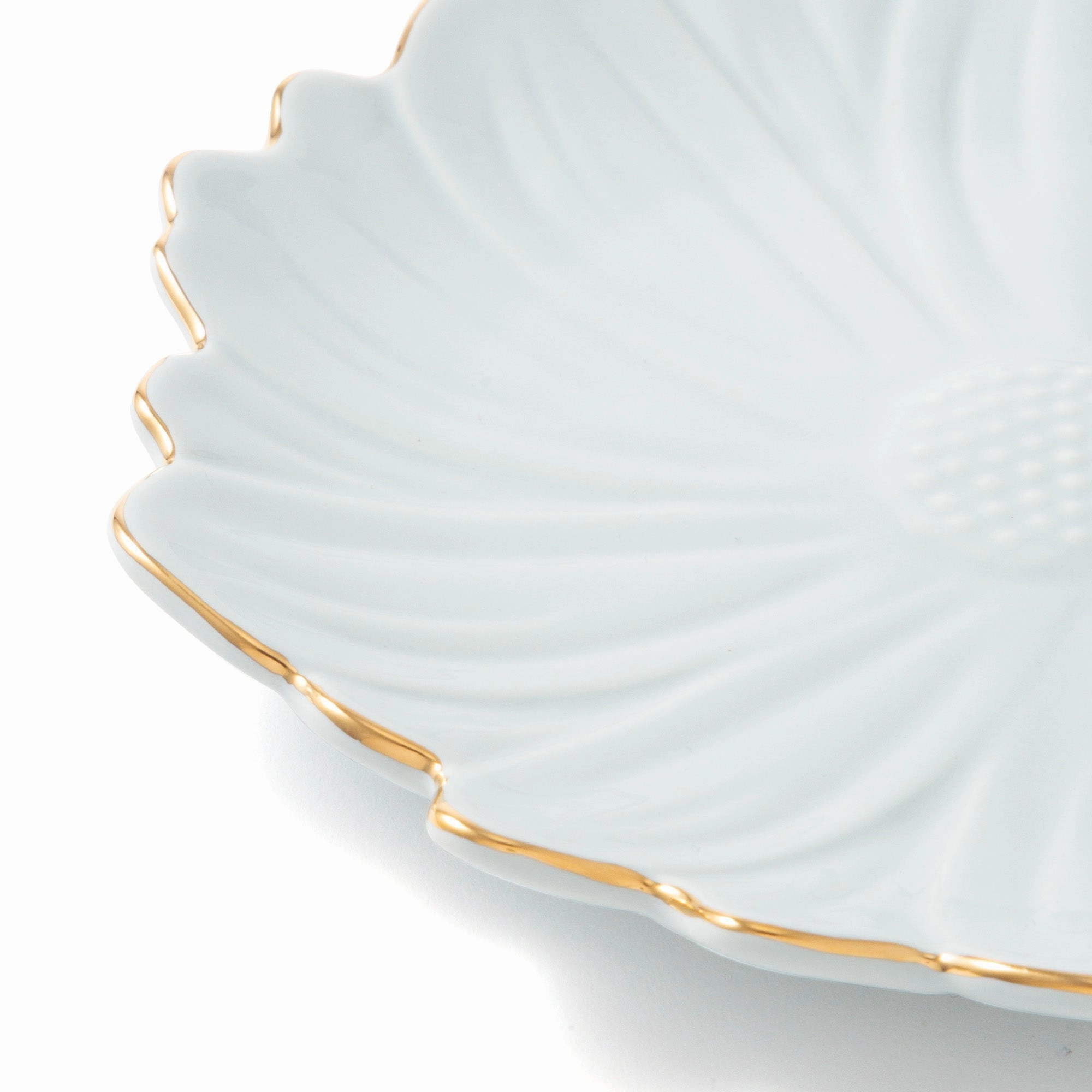 Flower Motif Plate Small Blue