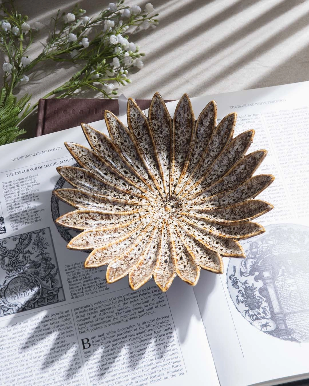 Flower Reactive Glaze Ring Dish