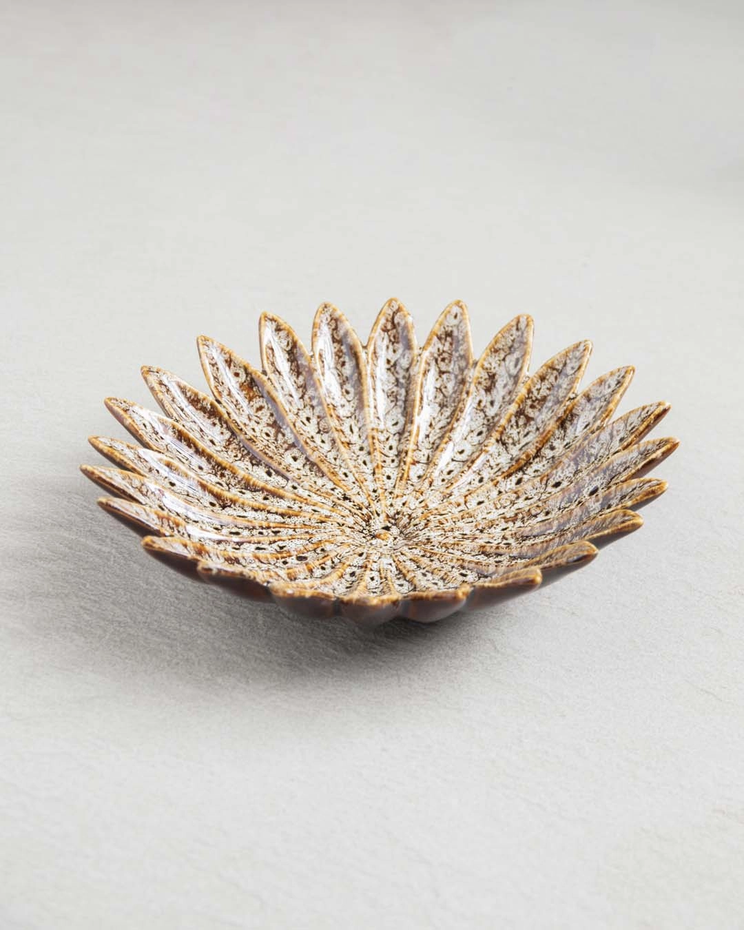 Flower Reactive Glaze Ring Dish