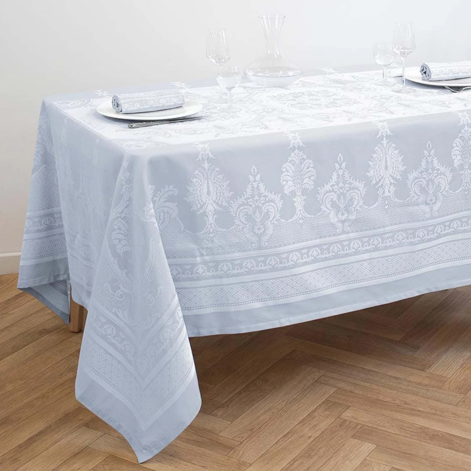 Fontaine Bleu - 69"x100"nordic style desktop ornaments