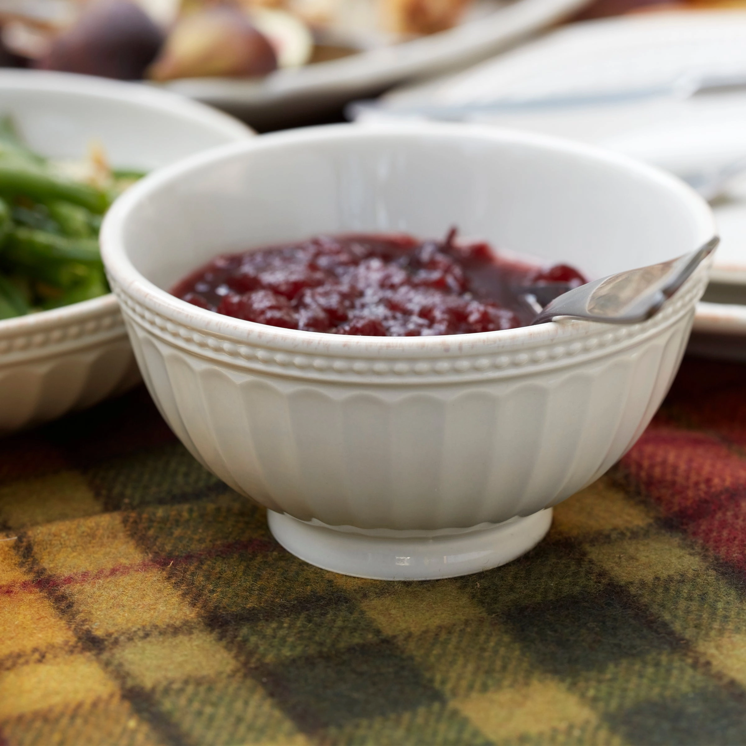 French Perle Groove 12-Piece Place Setting
