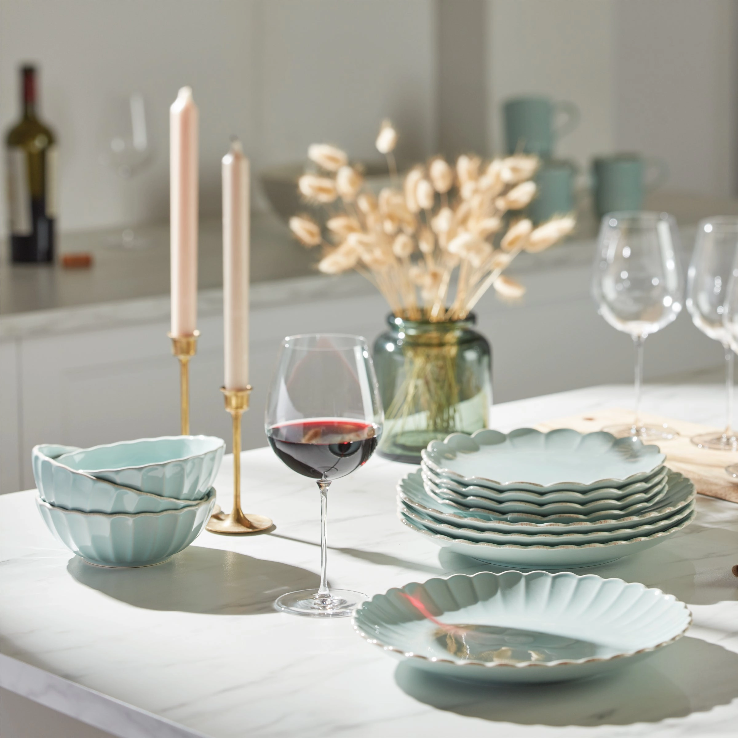 French Perle Scallop Ice Blue 12-Piece Dinnerware Set
