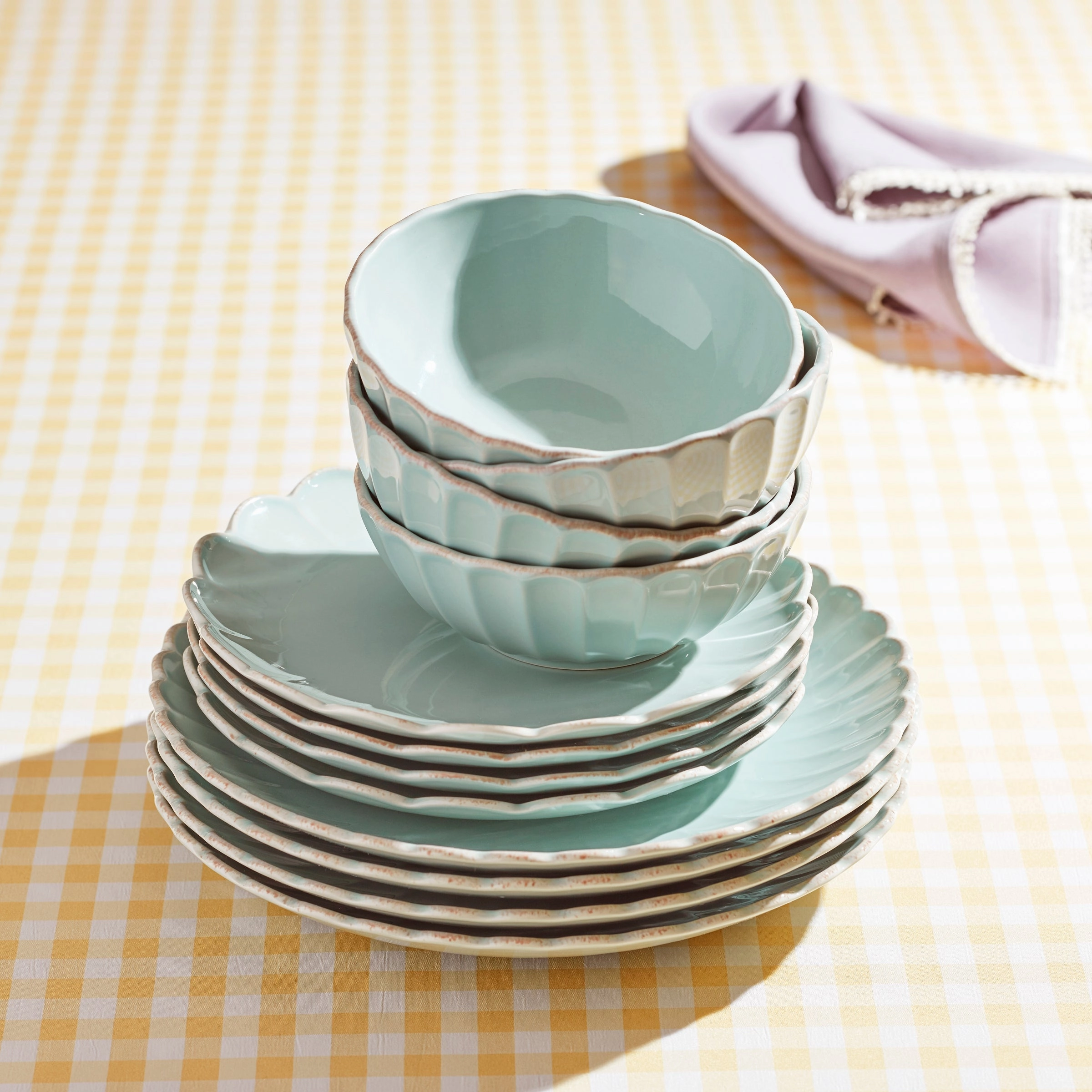 French Perle Scallop Ice Blue 12-Piece Dinnerware Set