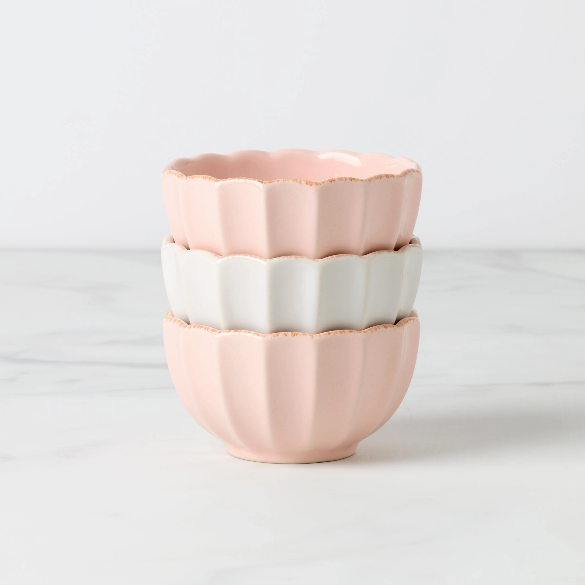 French Perle Scallop Mini Bowls - Set of 3