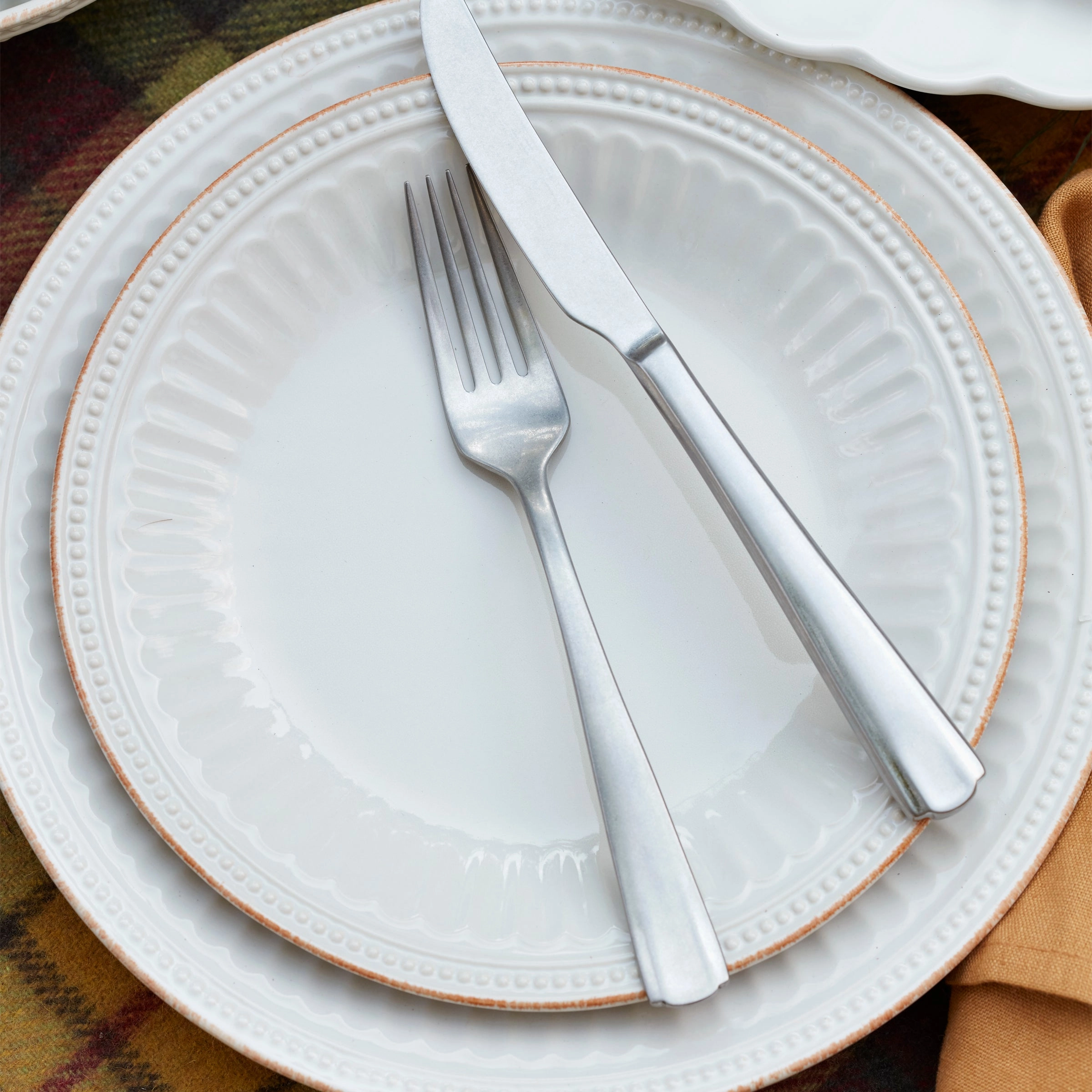 French Perle Scallop Vintage 65 Piece Flatware Set