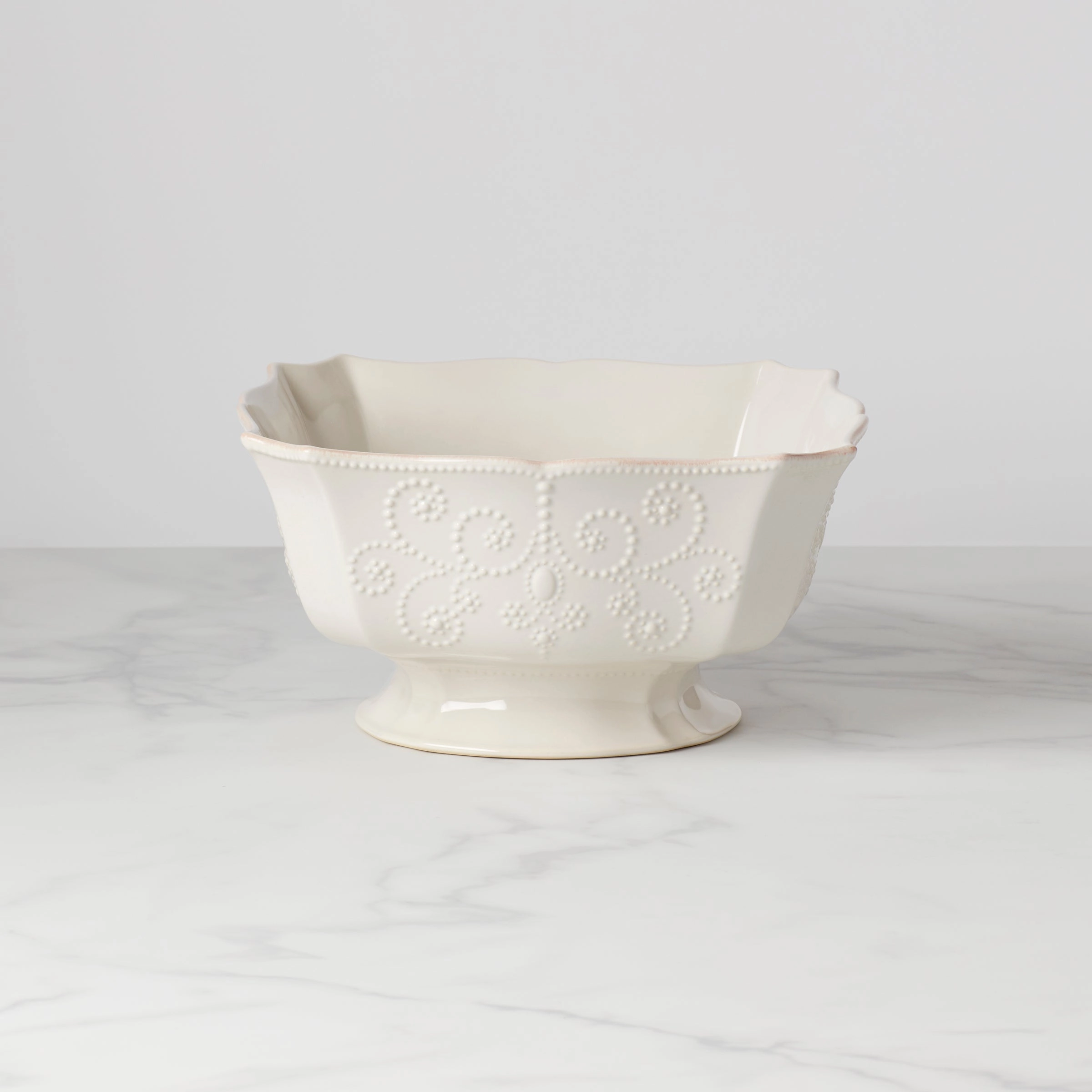 French Perle White Centerpiece Bowlafternoon tea dessert tray