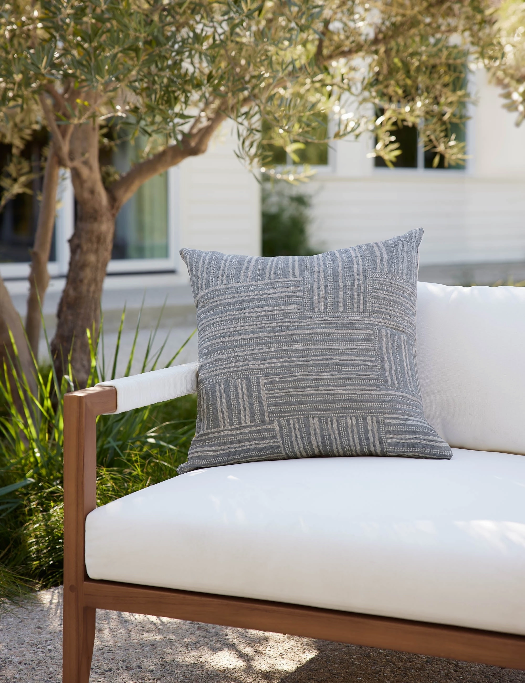 Gabriella Indoor / Outdoor Pillow