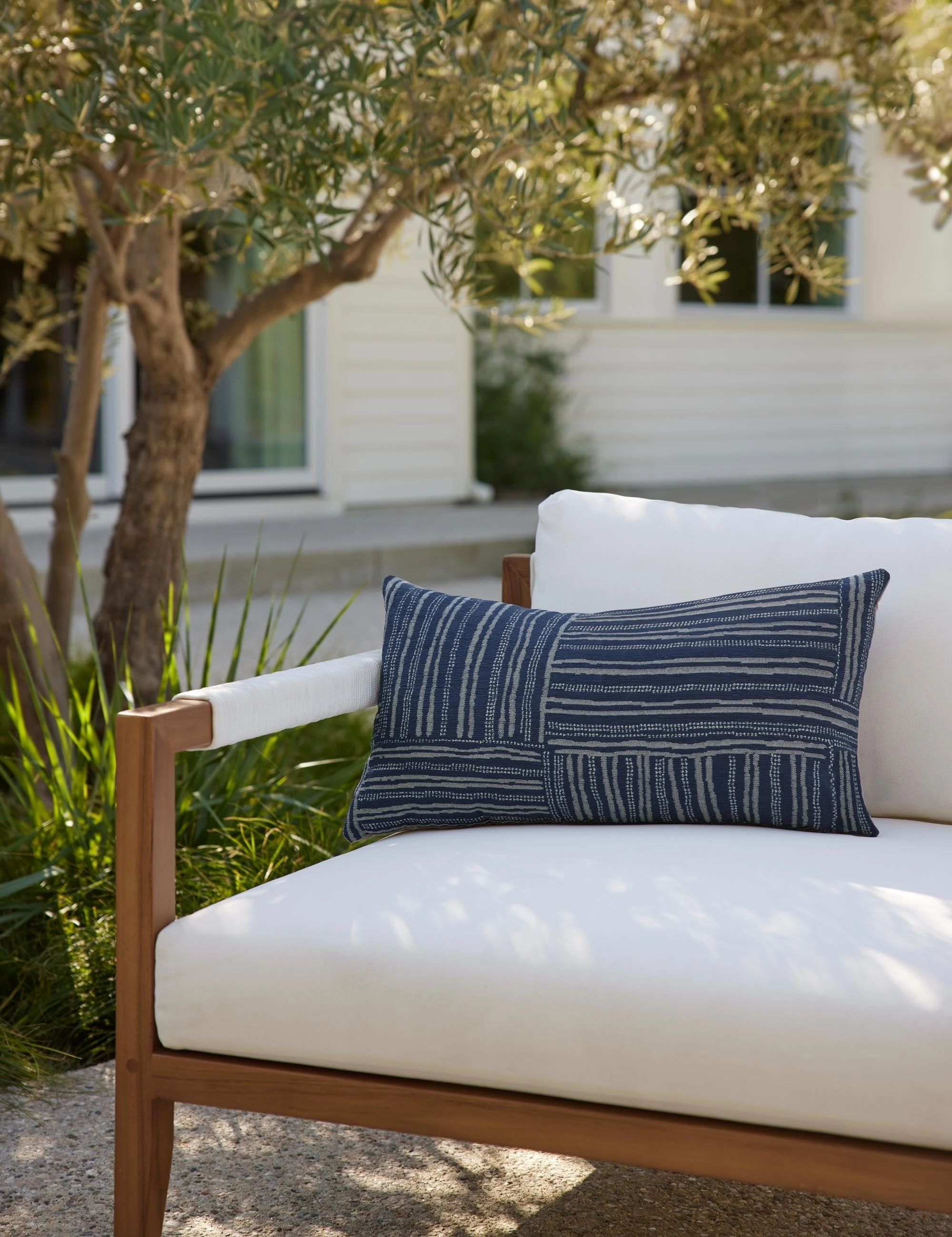 Gabriella Indoor / Outdoor Pillow