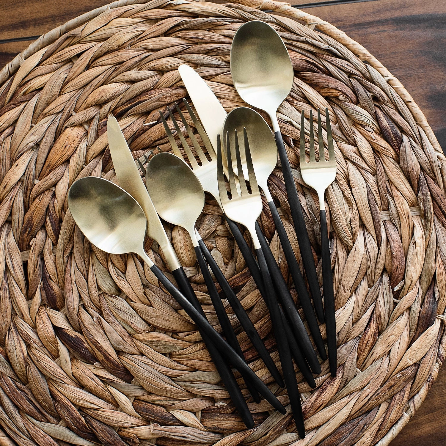 Gaze Black Champagne Satin 20 Piece Flatware Set