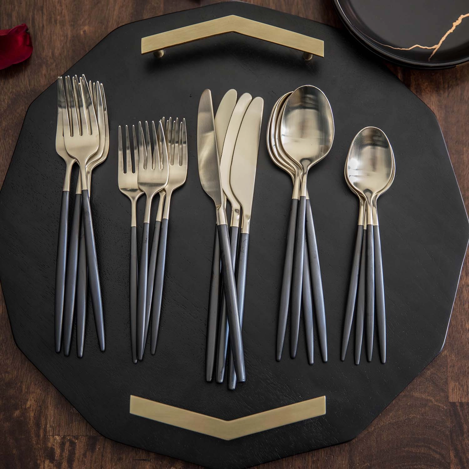 Gaze Black Champagne Satin 20 Piece Flatware Set