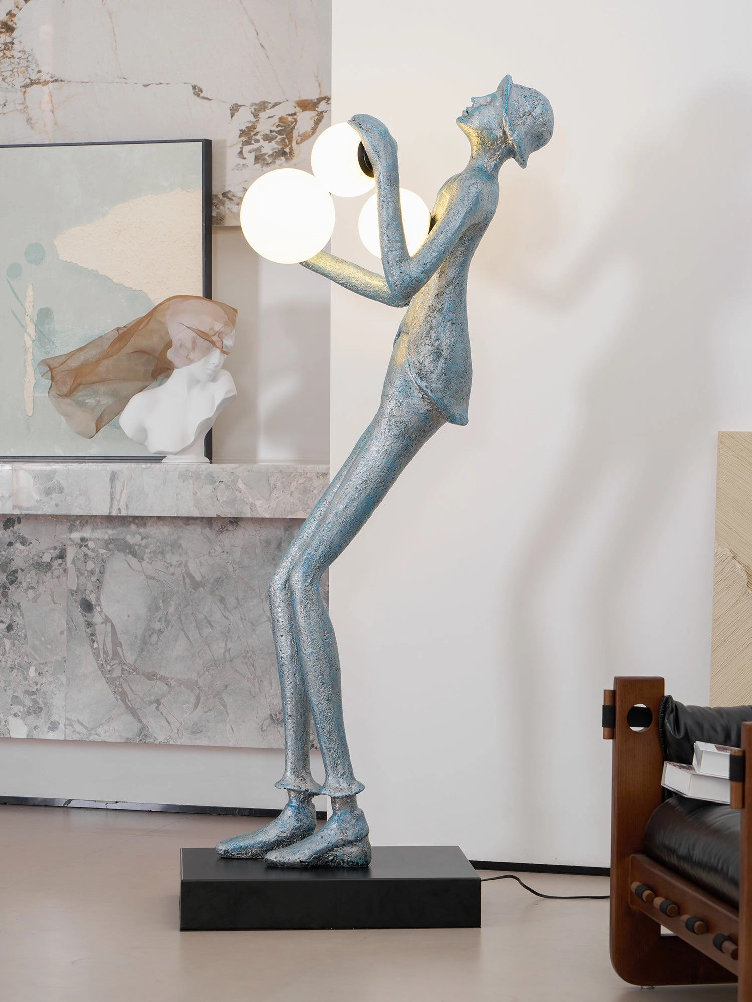 Gentleman Sculpture Floor Lamp