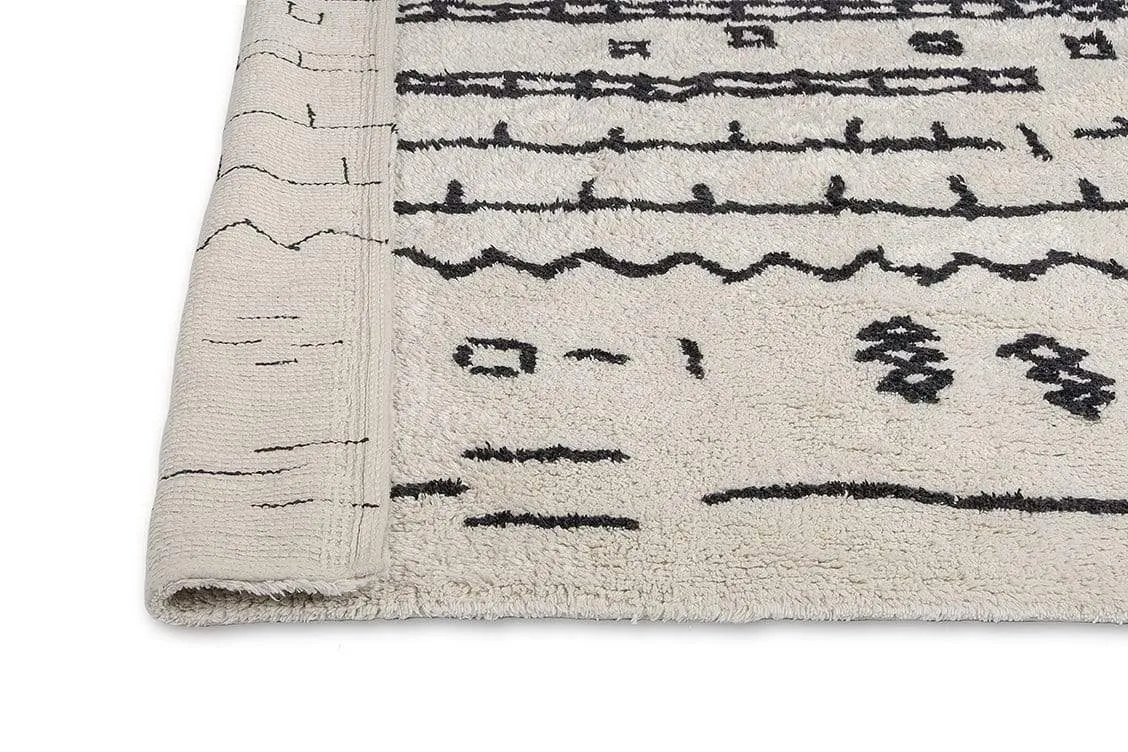 Gigi Black and Ivory Tribal Washable Berber Rug *NO RETURNS UNLESS FAULTY